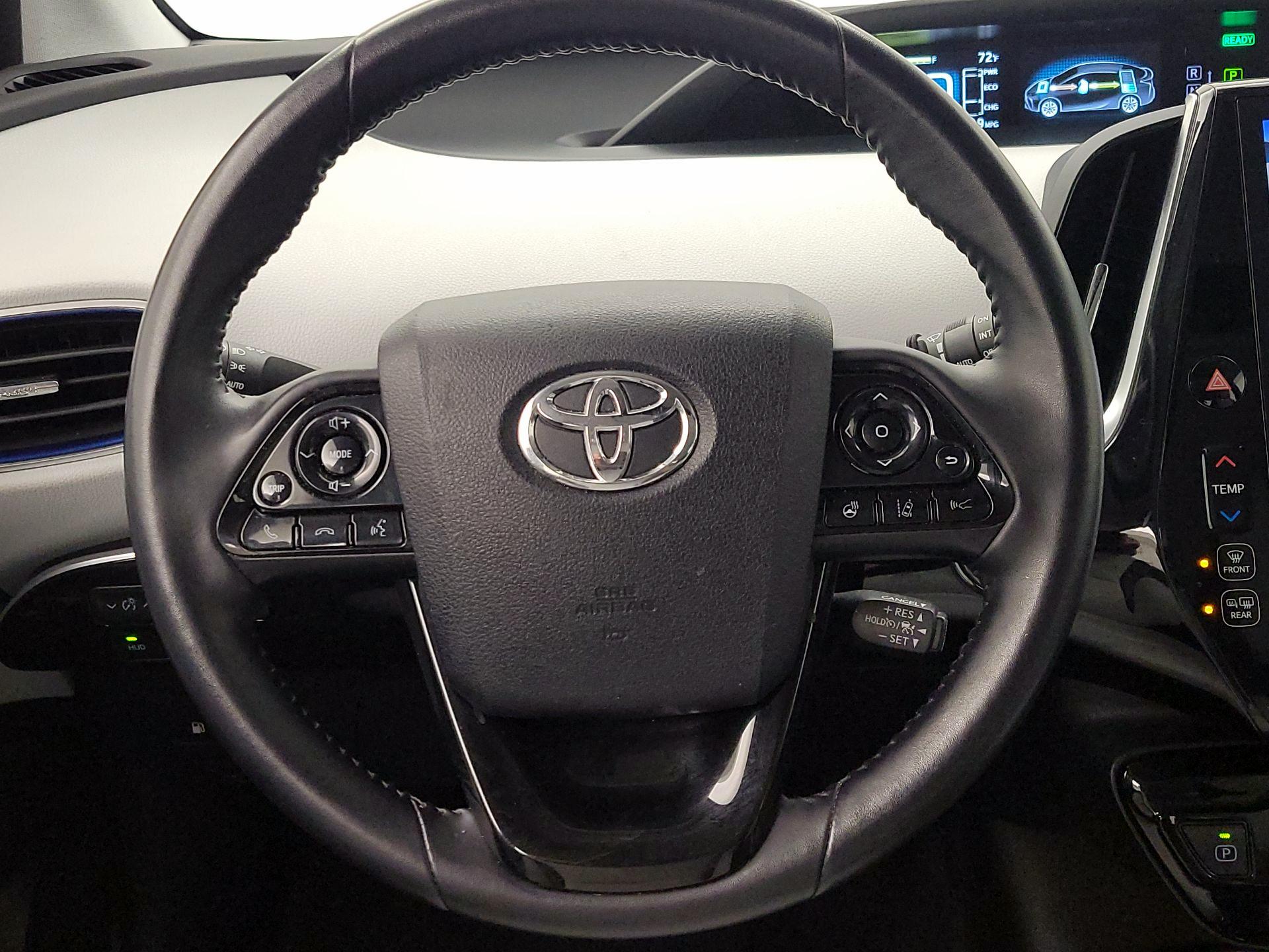 Thumbnail: 2021 Toyota Prius - 10