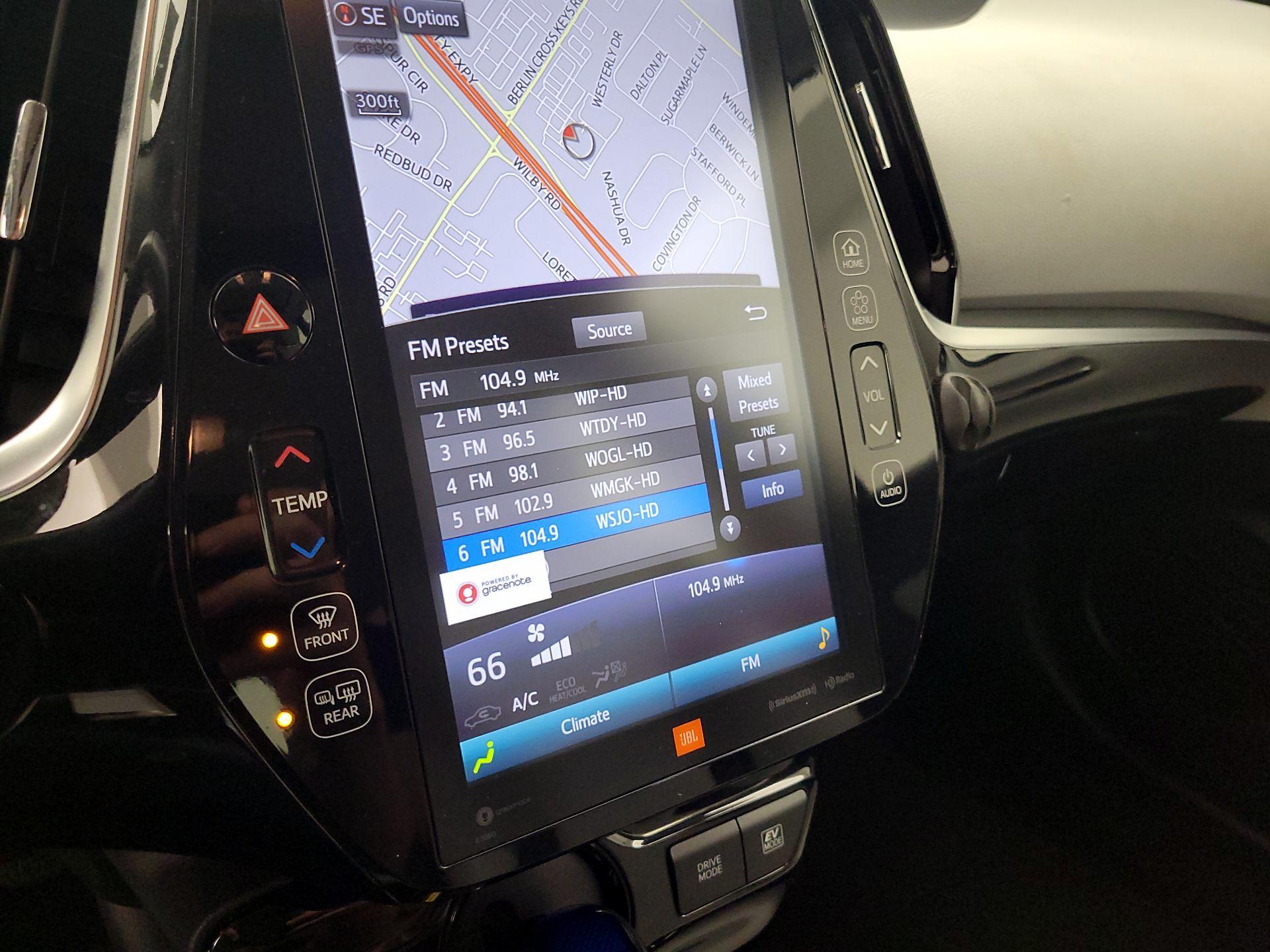 Thumbnail: 2021 Toyota Prius - 16