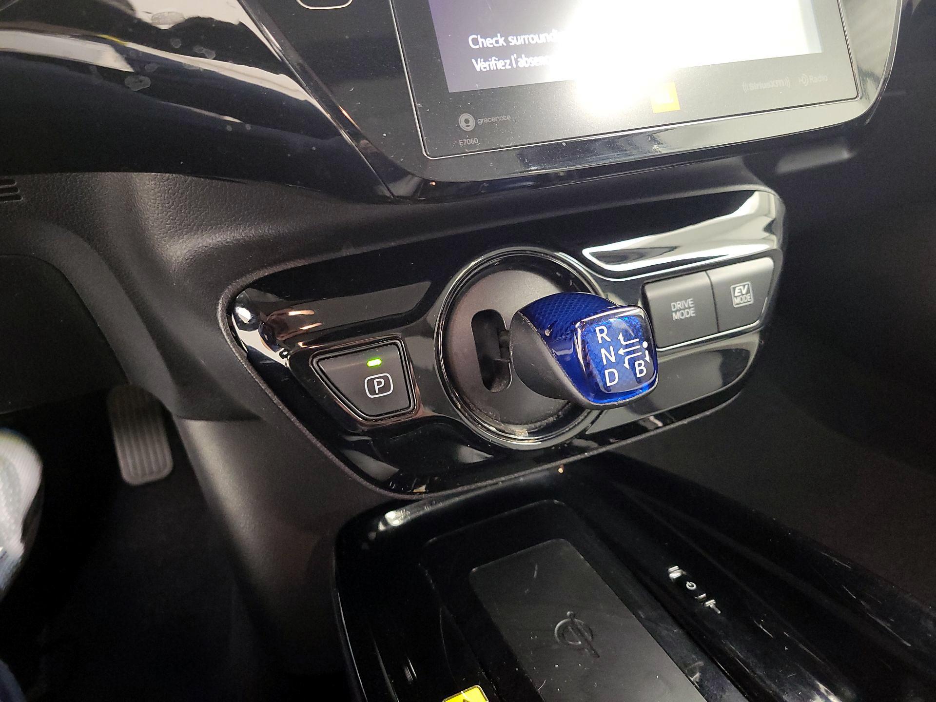 Thumbnail: 2021 Toyota Prius - 18