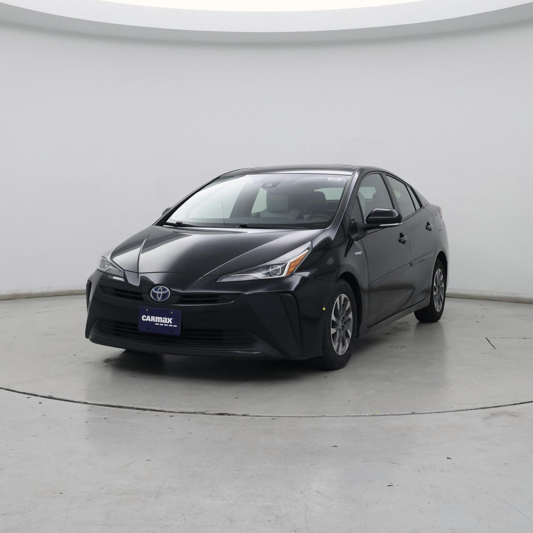Thumbnail: 2021 Toyota Prius - 4