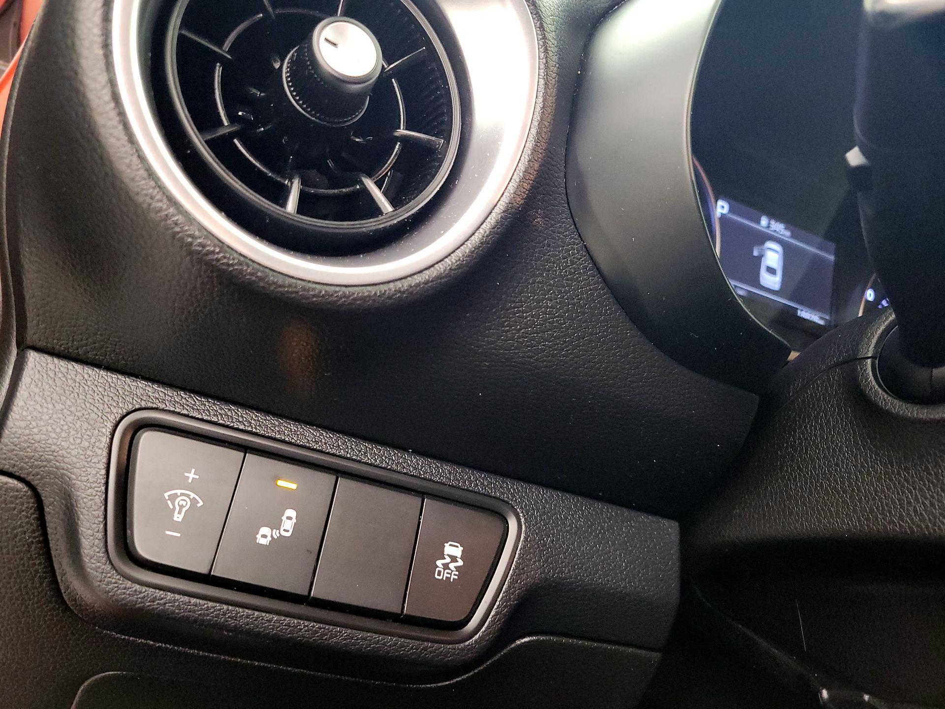 Thumbnail: 2023 Kia Forte - 13