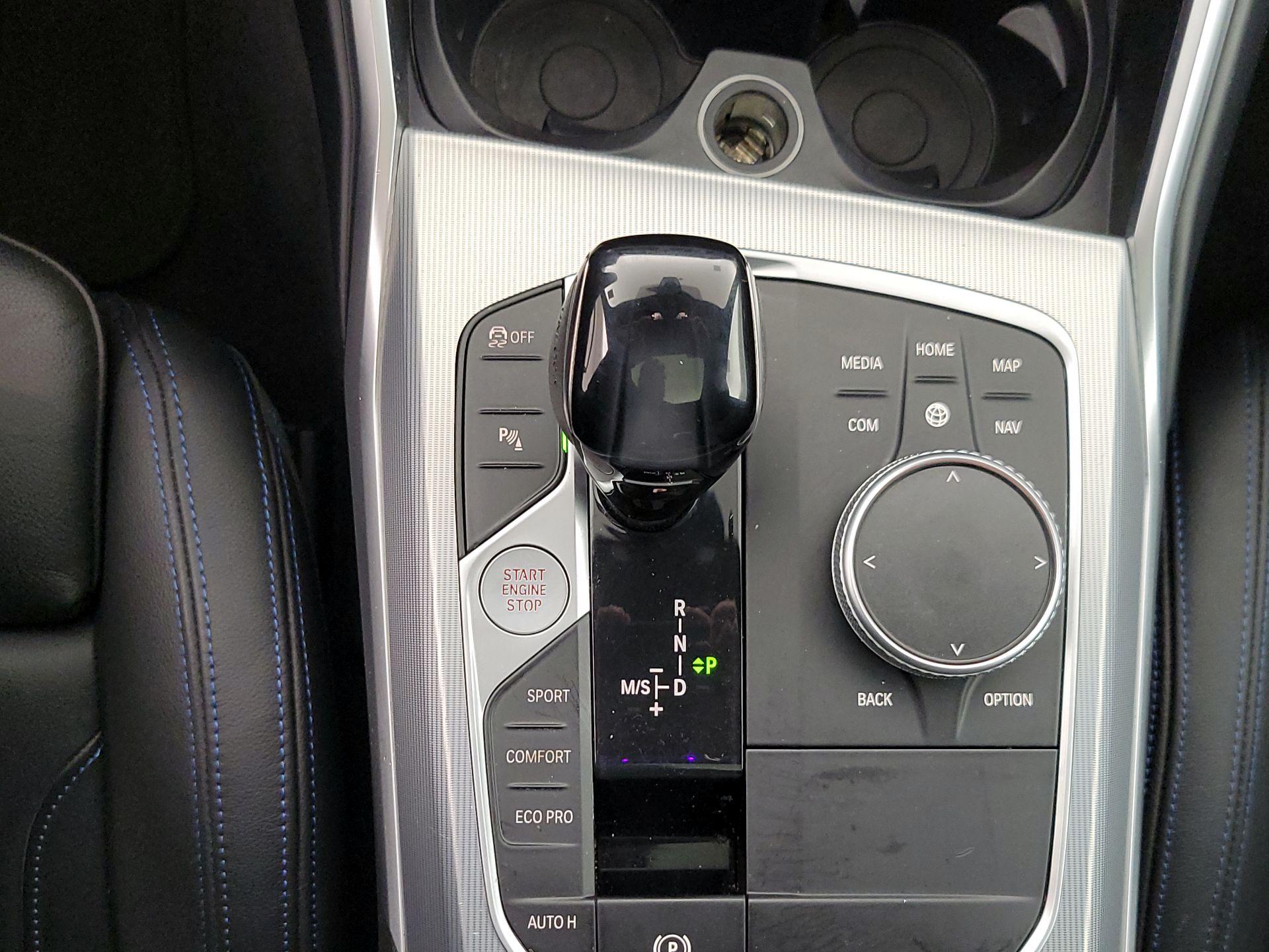 Thumbnail: 2021 BMW 3 Series - 18