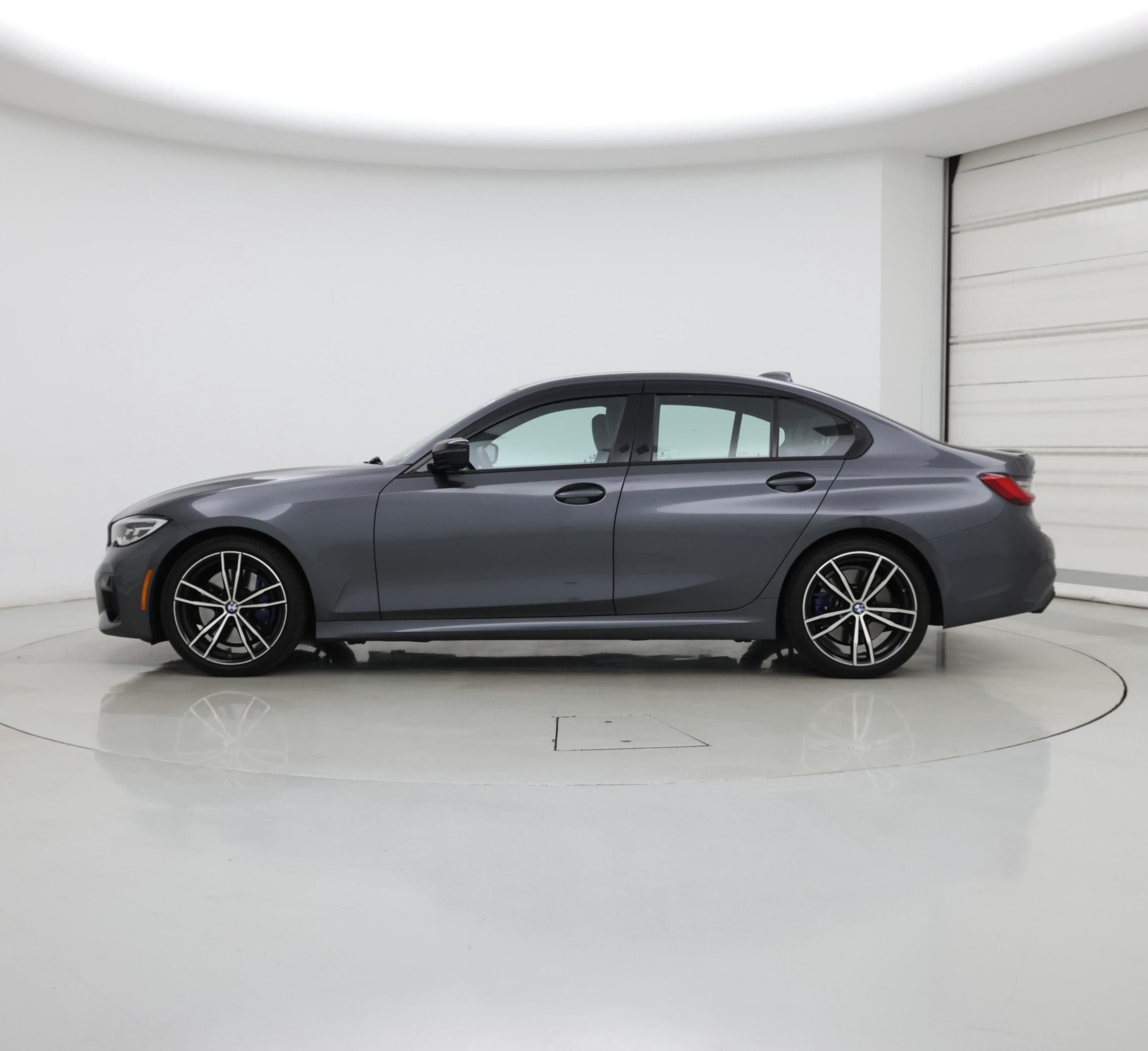 Thumbnail: 2021 BMW 3 Series - 3