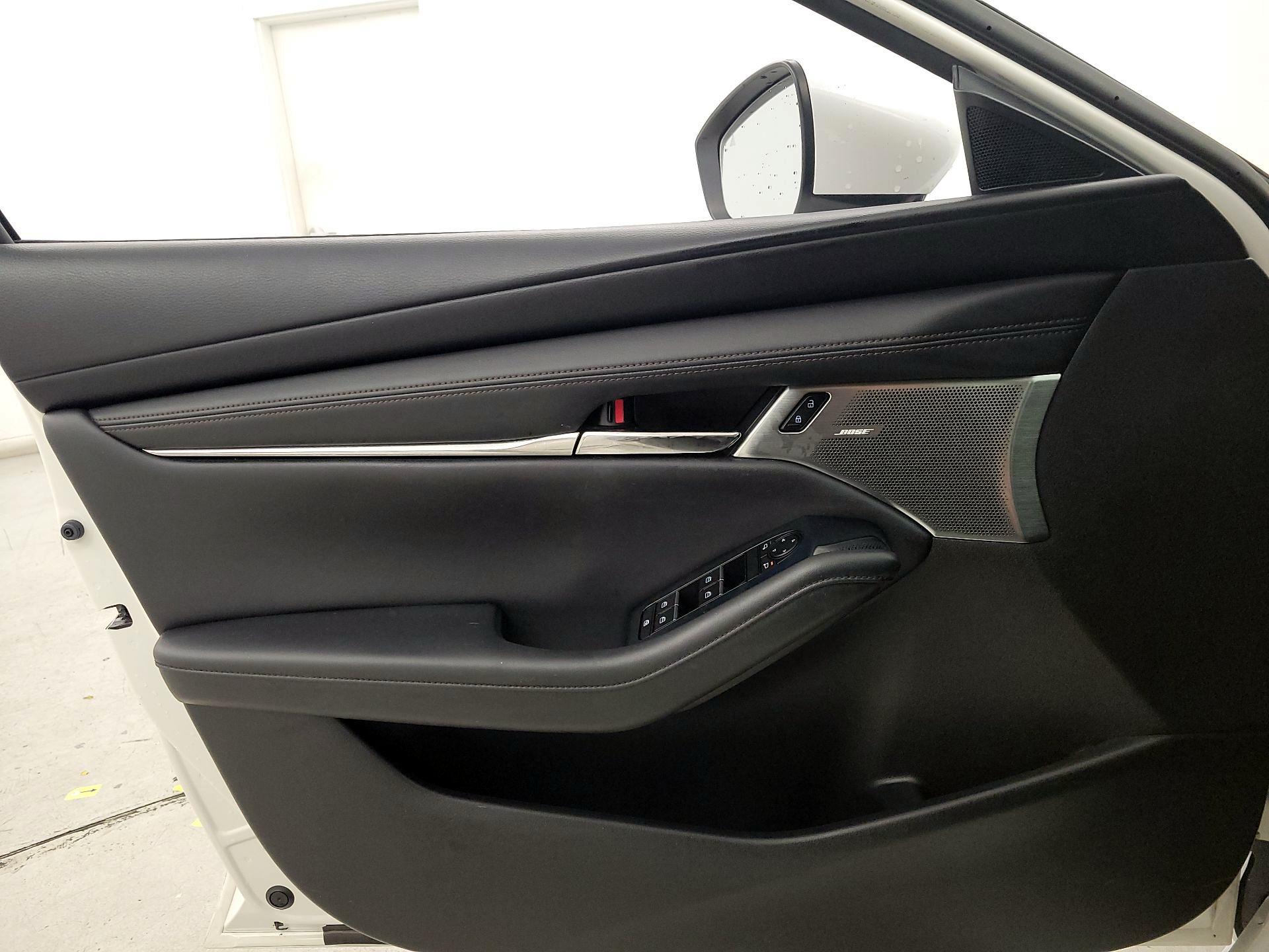 Thumbnail: 2019 Mazda Mazda3 - 12