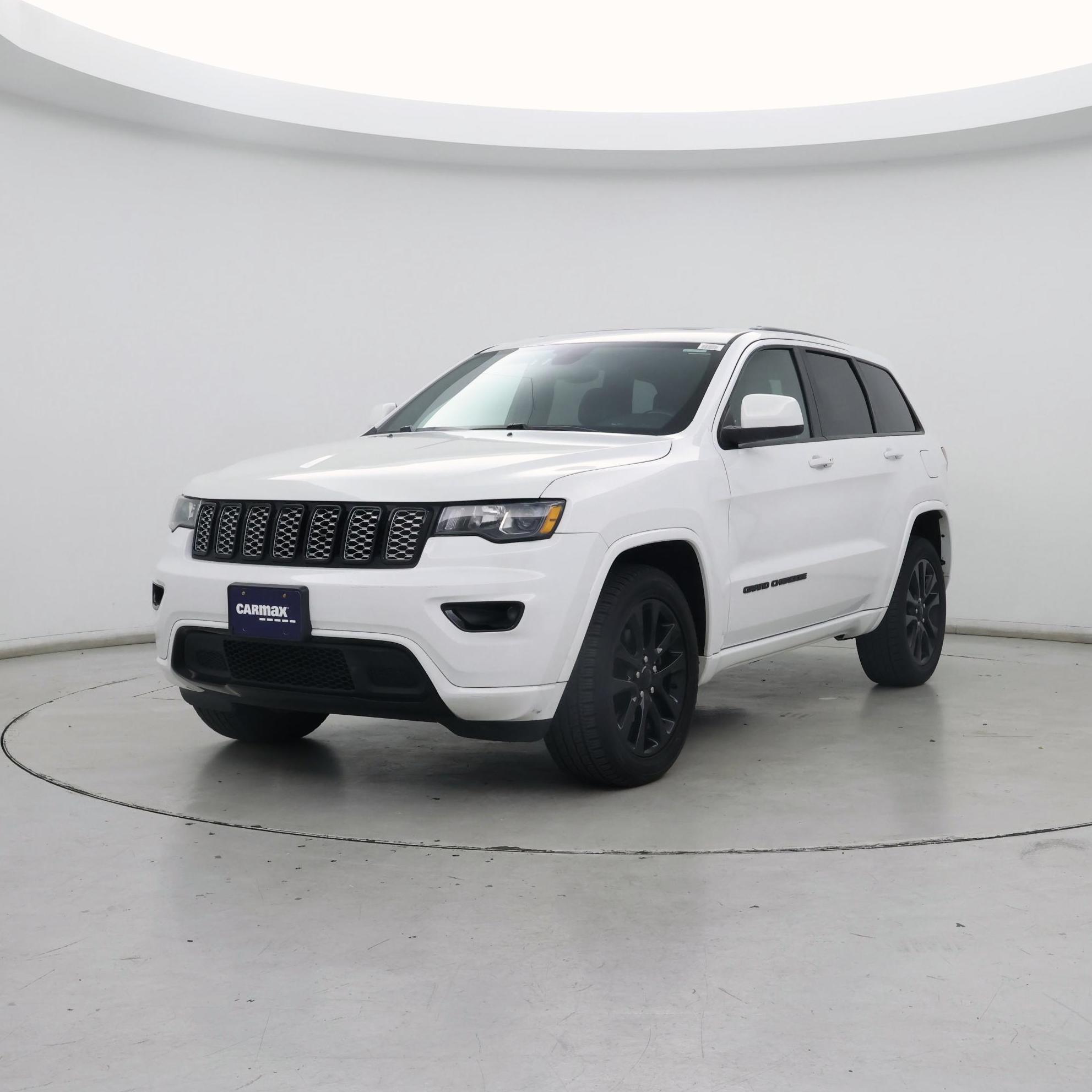 Thumbnail: 2017 Jeep Grand Cherokee - 4
