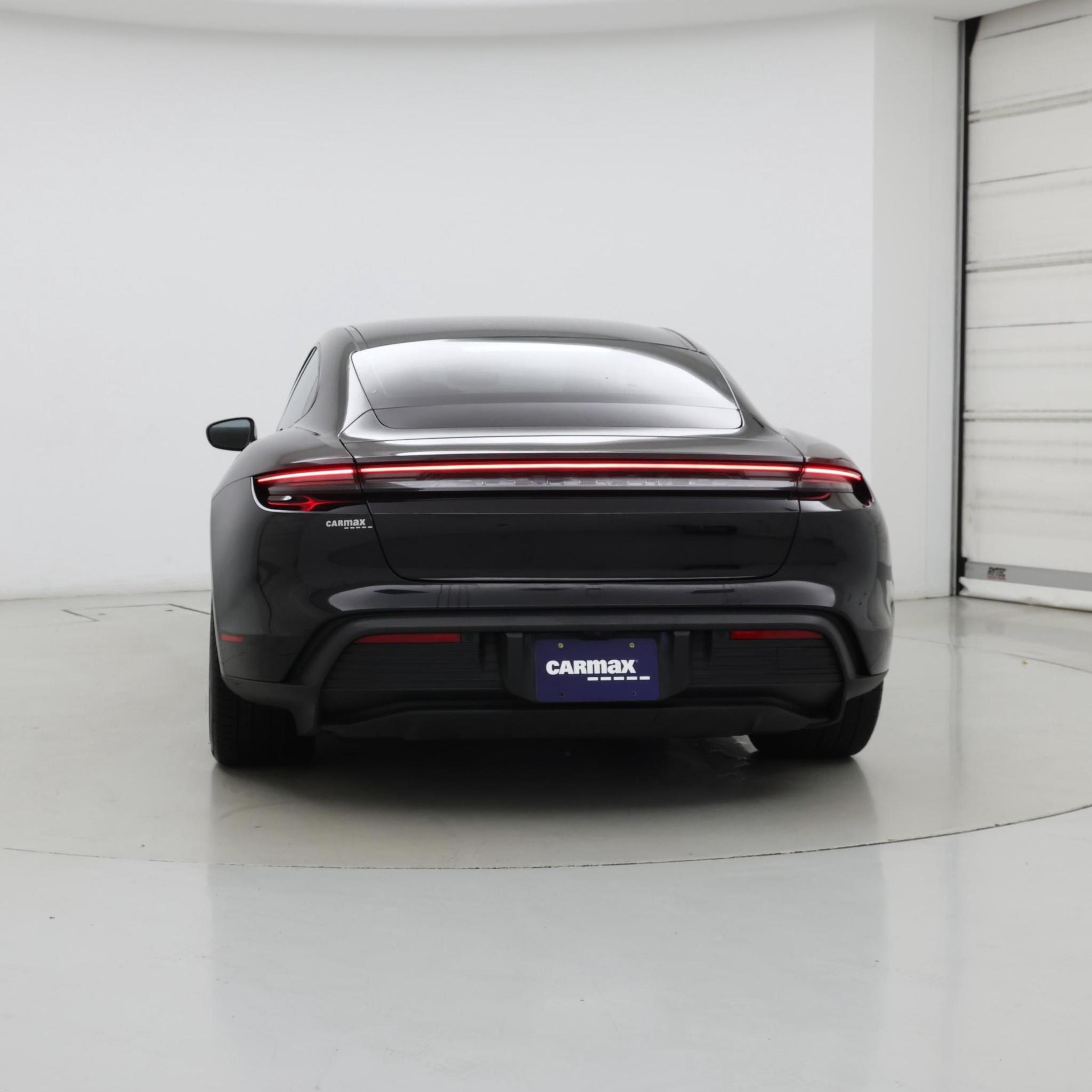 Thumbnail: 2022 Porsche Taycan - 6