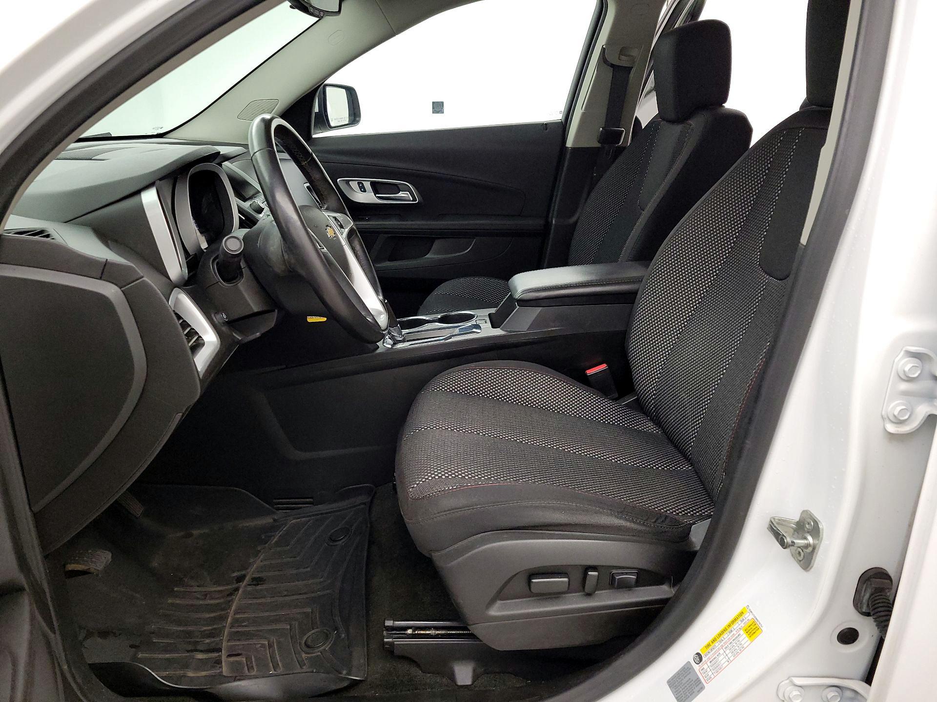 Thumbnail: 2017 Chevrolet Equinox - 11