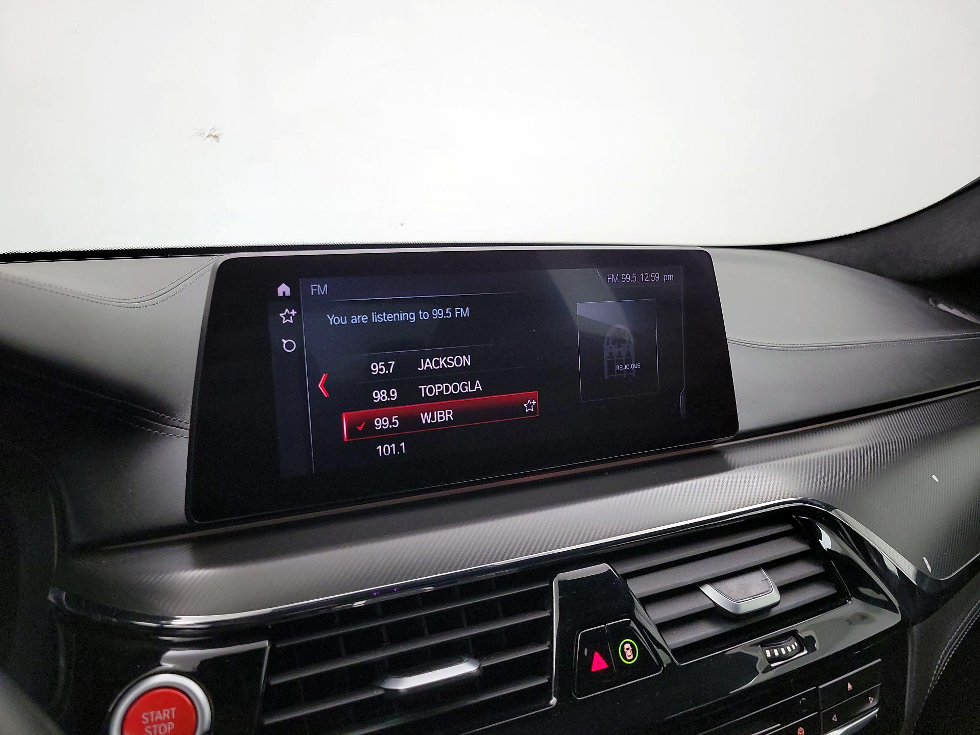 Thumbnail: 2019 BMW M5 - 16