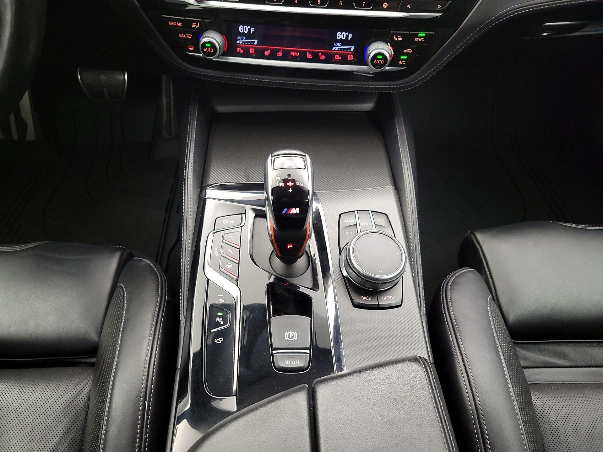 Thumbnail: 2019 BMW M5 - 18