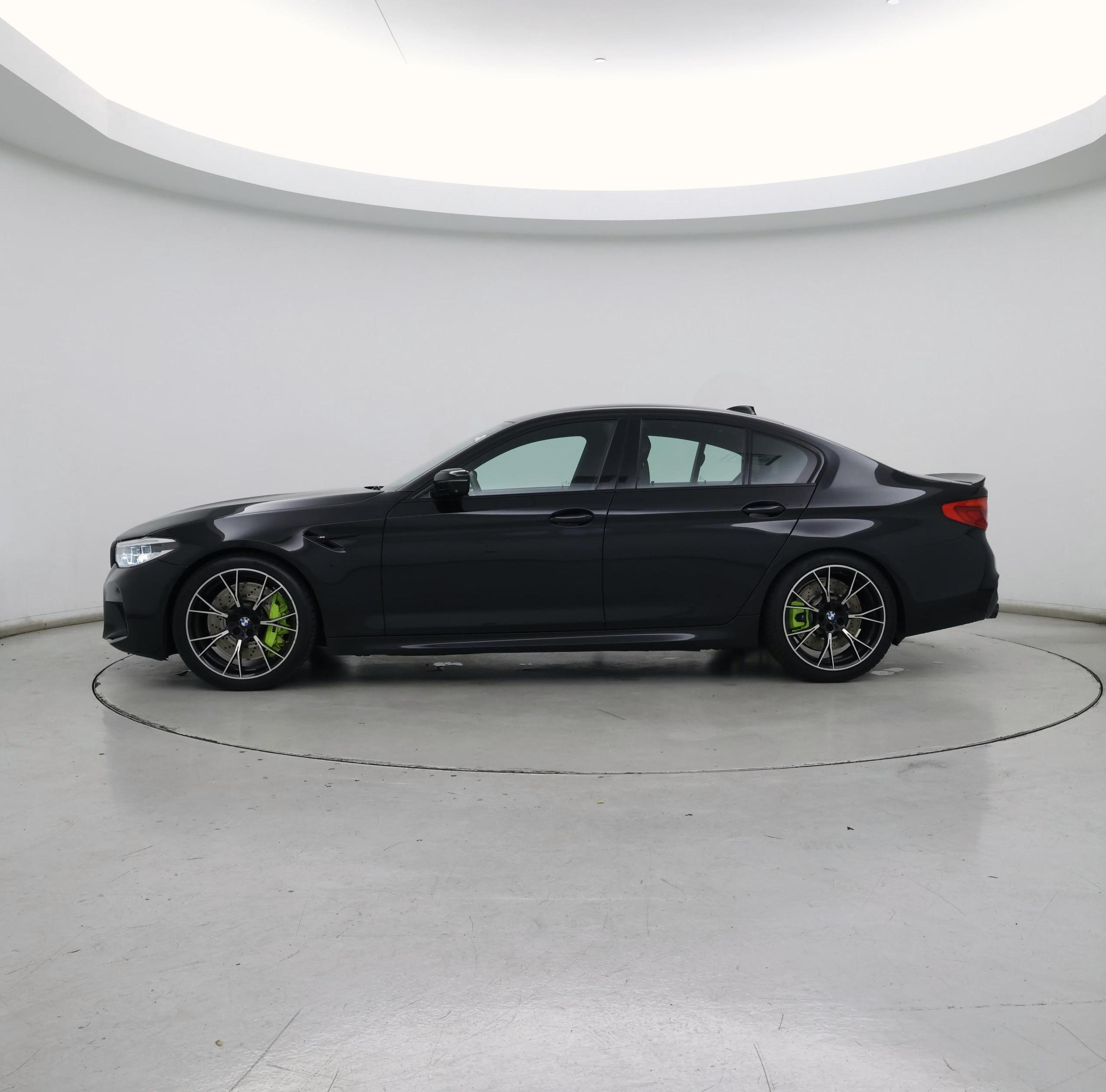 Thumbnail: 2019 BMW M5 - 3