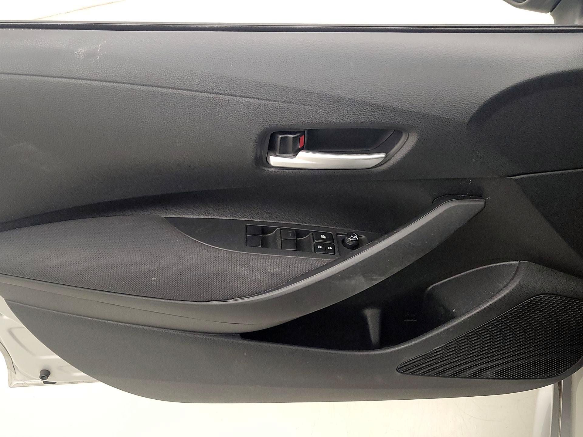 Thumbnail: 2021 Toyota Corolla - 12