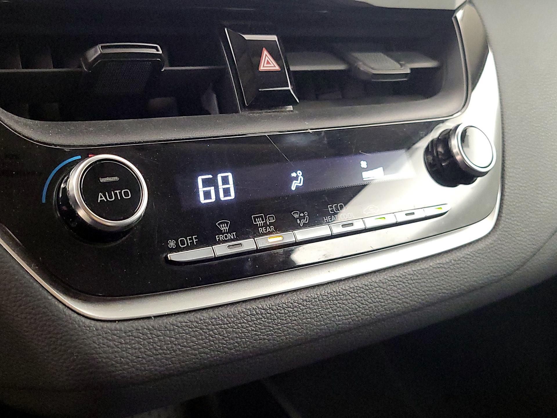 Thumbnail: 2021 Toyota Corolla - 16