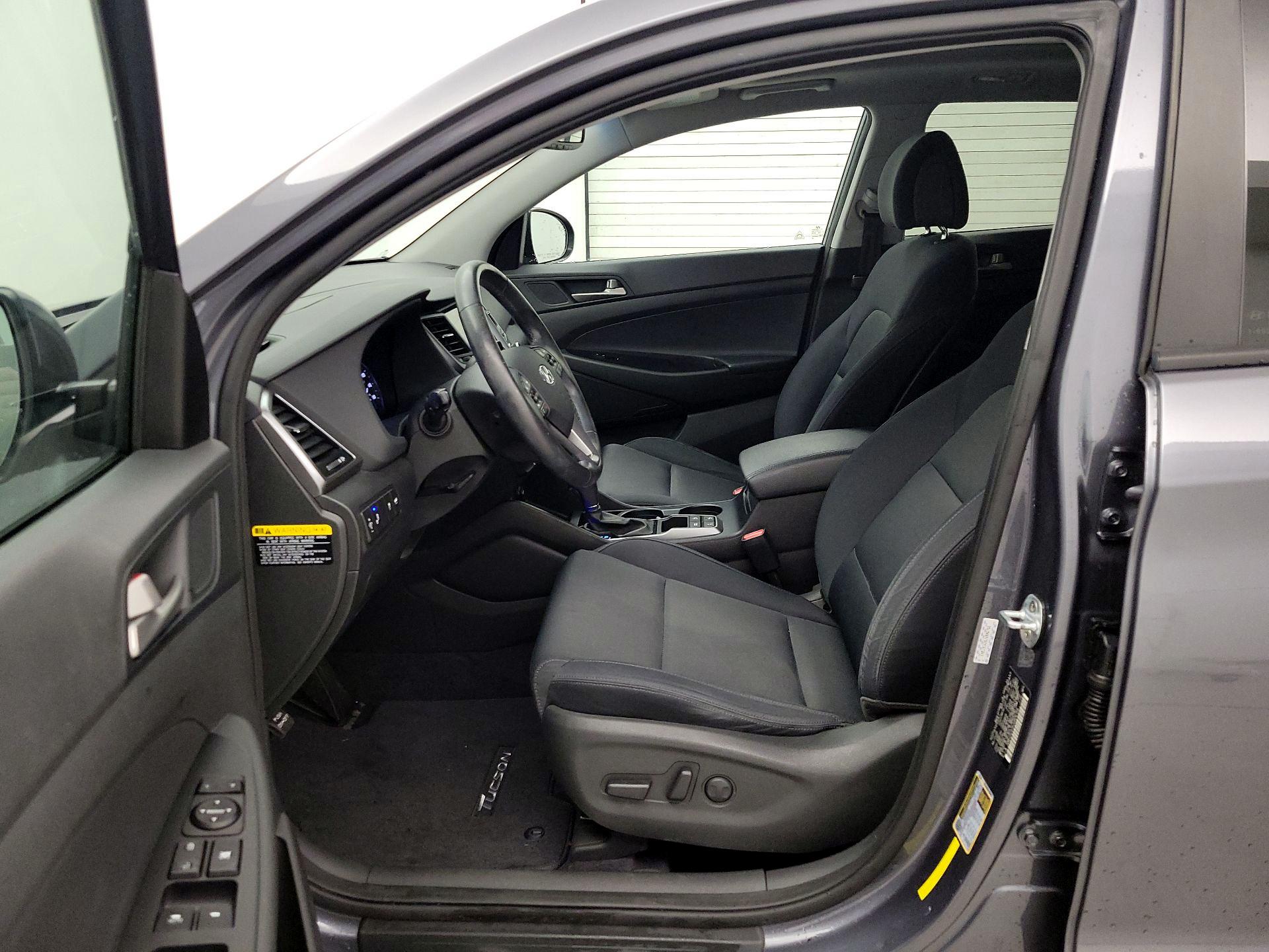 Thumbnail: 2018 Hyundai Tucson - 11