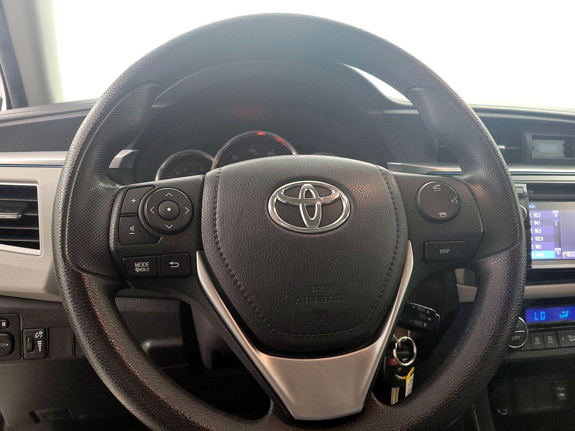 Thumbnail: 2016 Toyota Corolla - 10