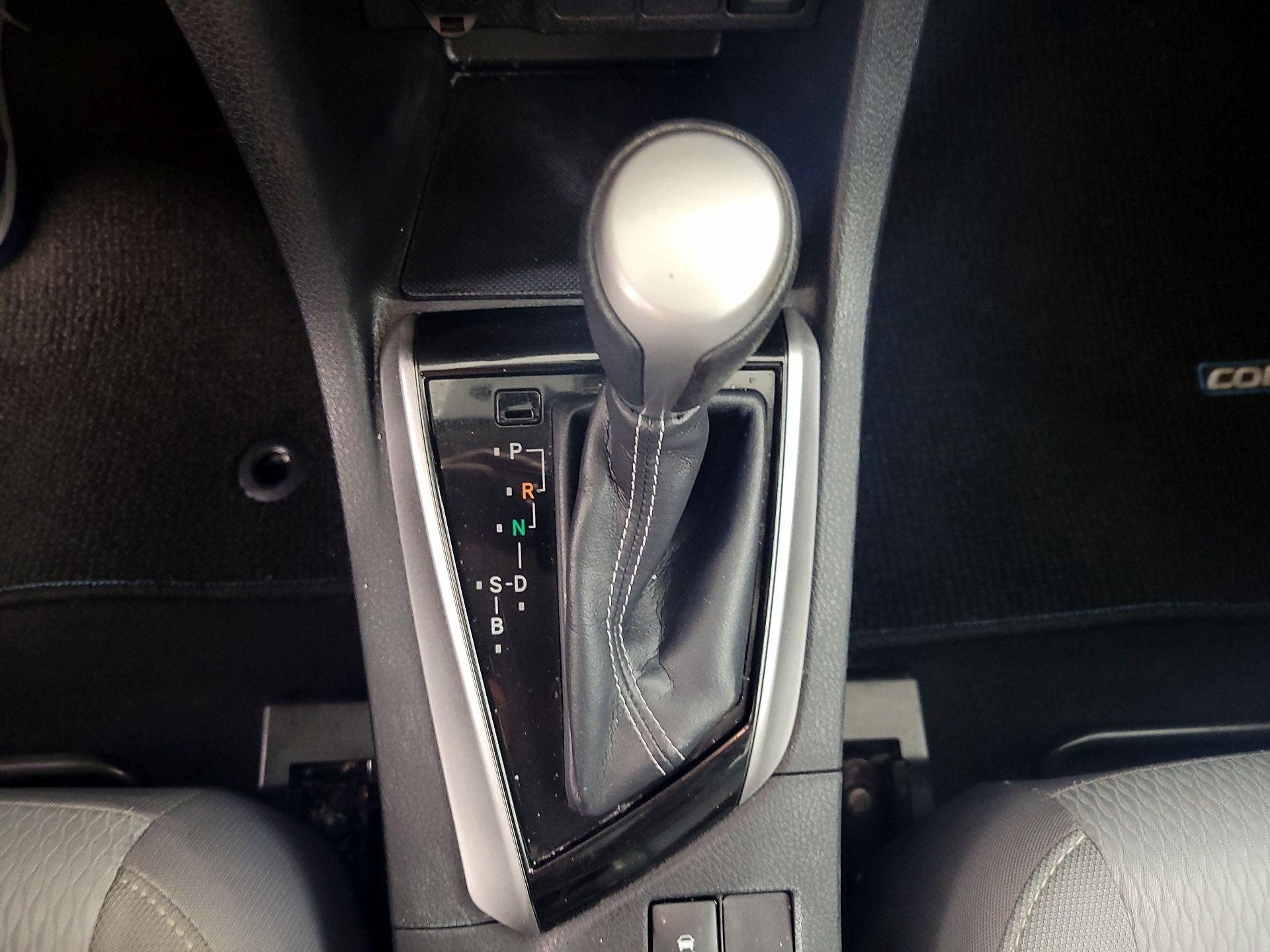 Thumbnail: 2016 Toyota Corolla - 17