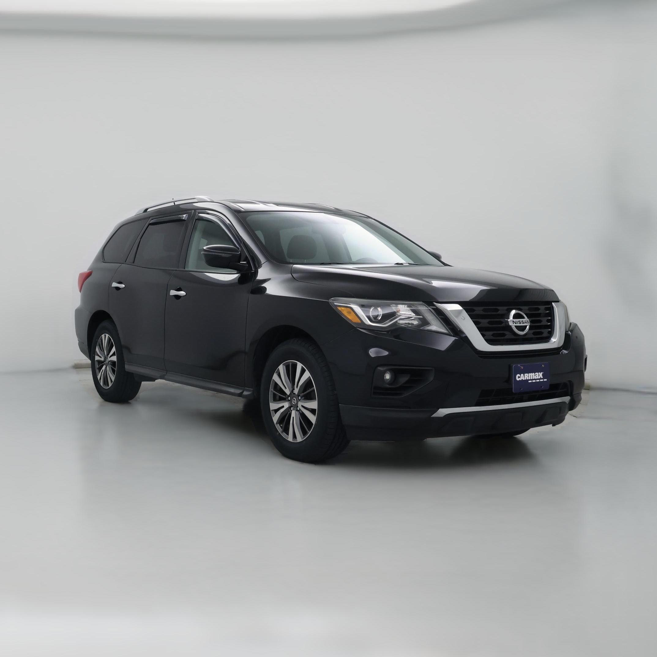 Thumbnail: 2017 Nissan Pathfinder - 1