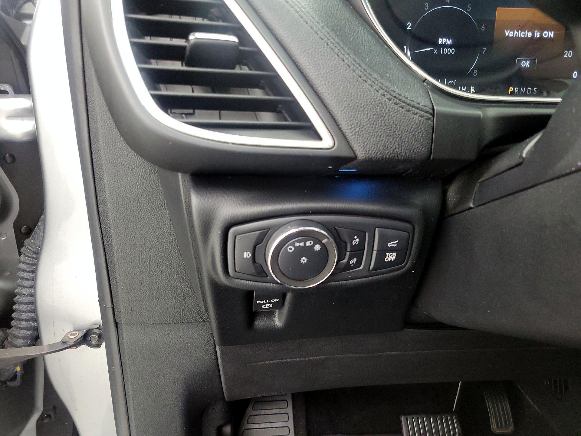 Thumbnail: 2020 Lincoln Nautilus - 13