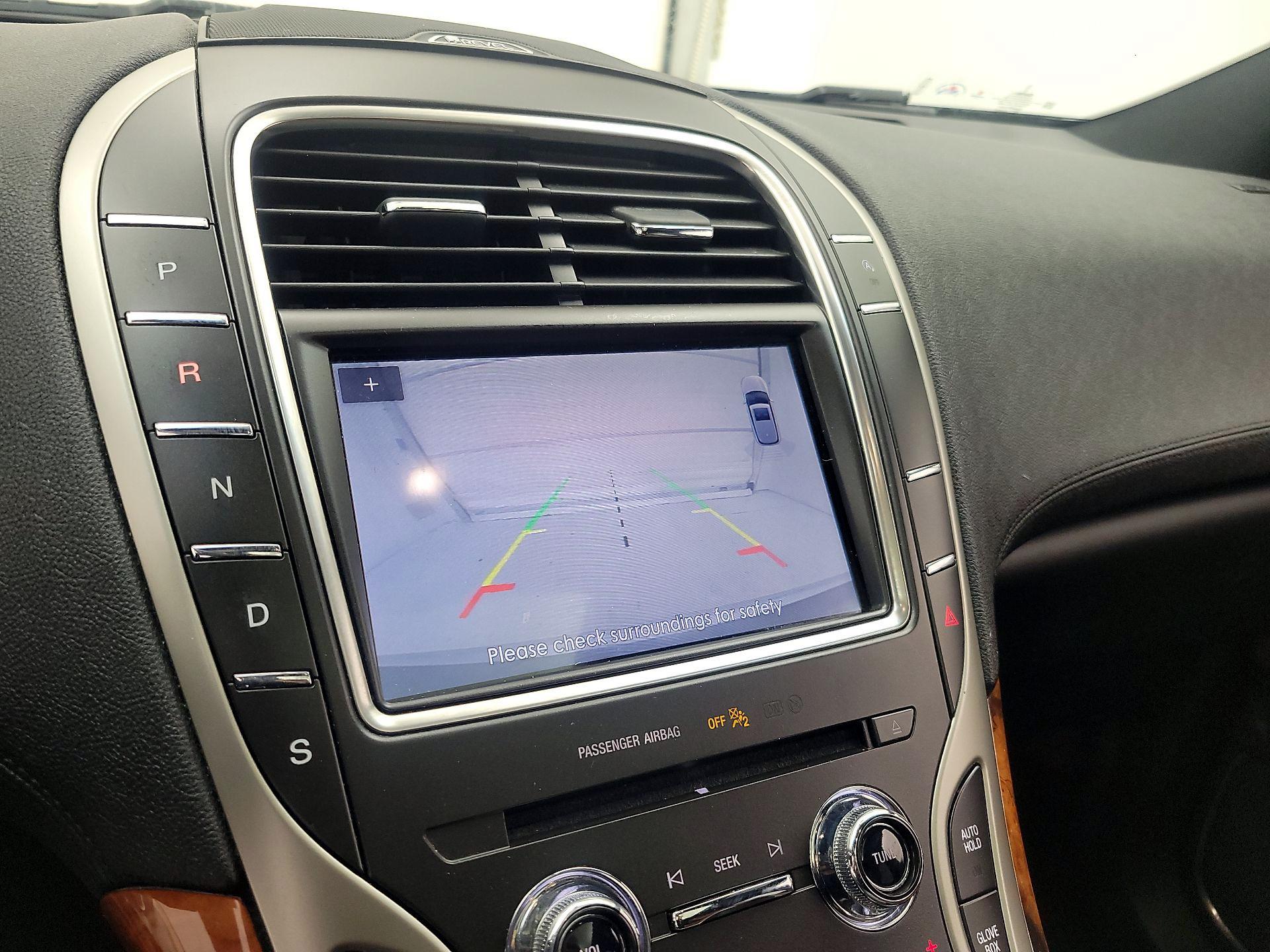 Thumbnail: 2020 Lincoln Nautilus - 14