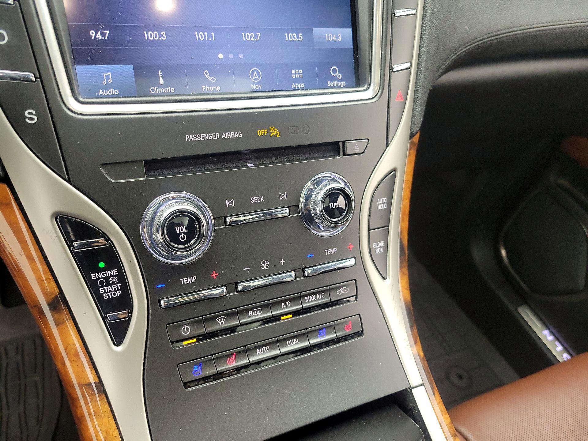 Thumbnail: 2020 Lincoln Nautilus - 16