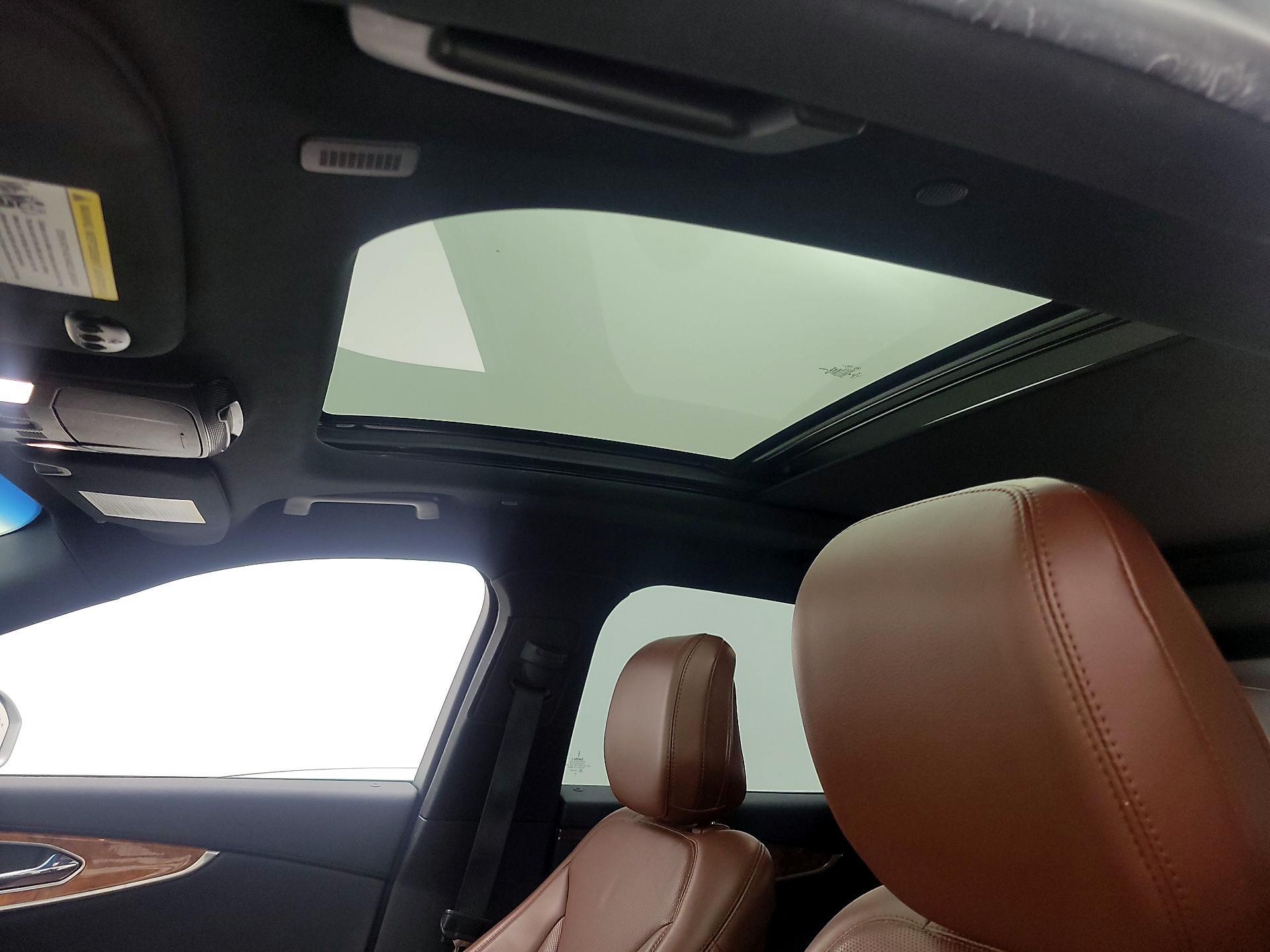 Thumbnail: 2020 Lincoln Nautilus - 19