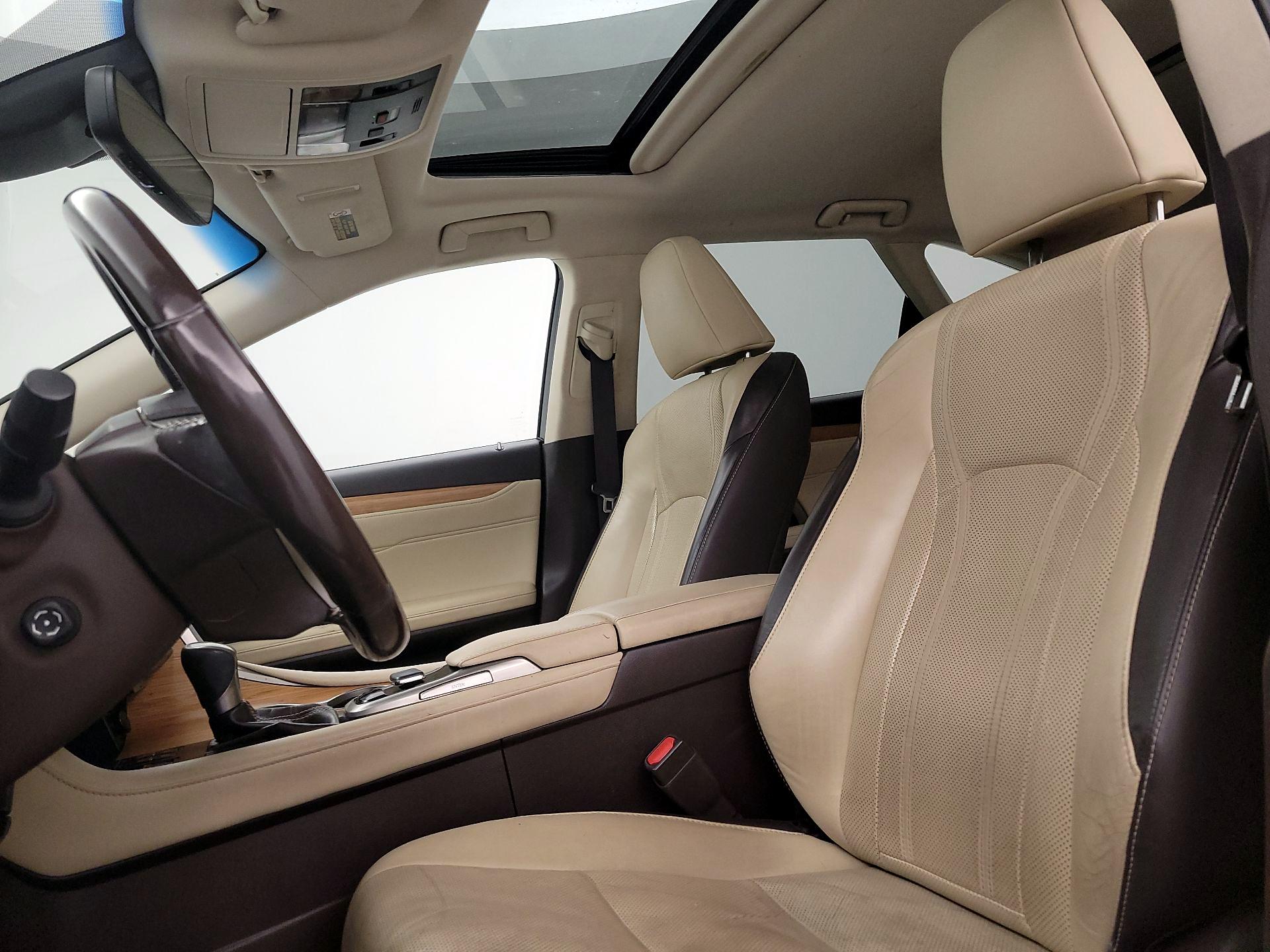 Thumbnail: 2018 Lexus RX - 20