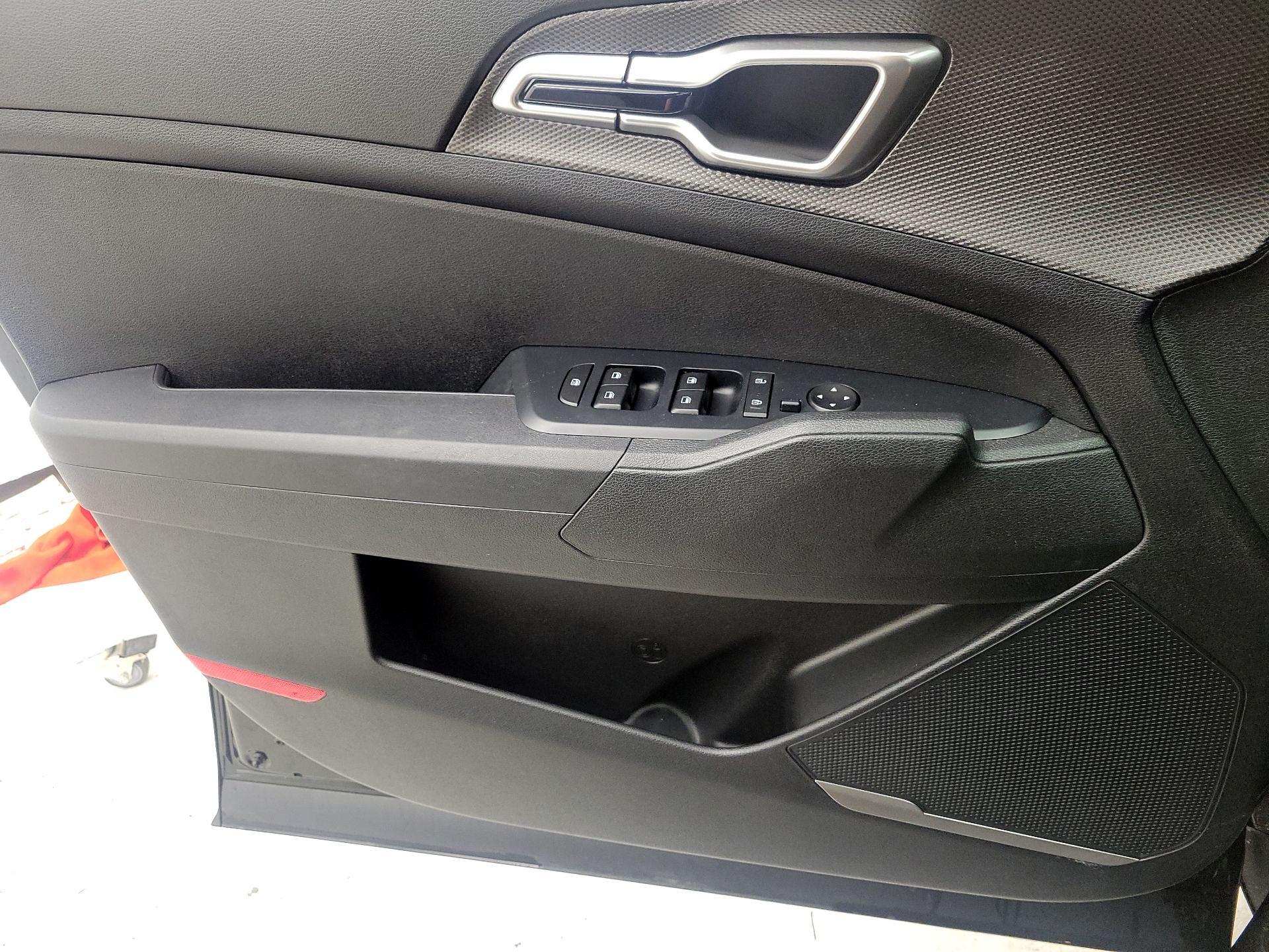 Thumbnail: 2023 Kia Sportage - 12