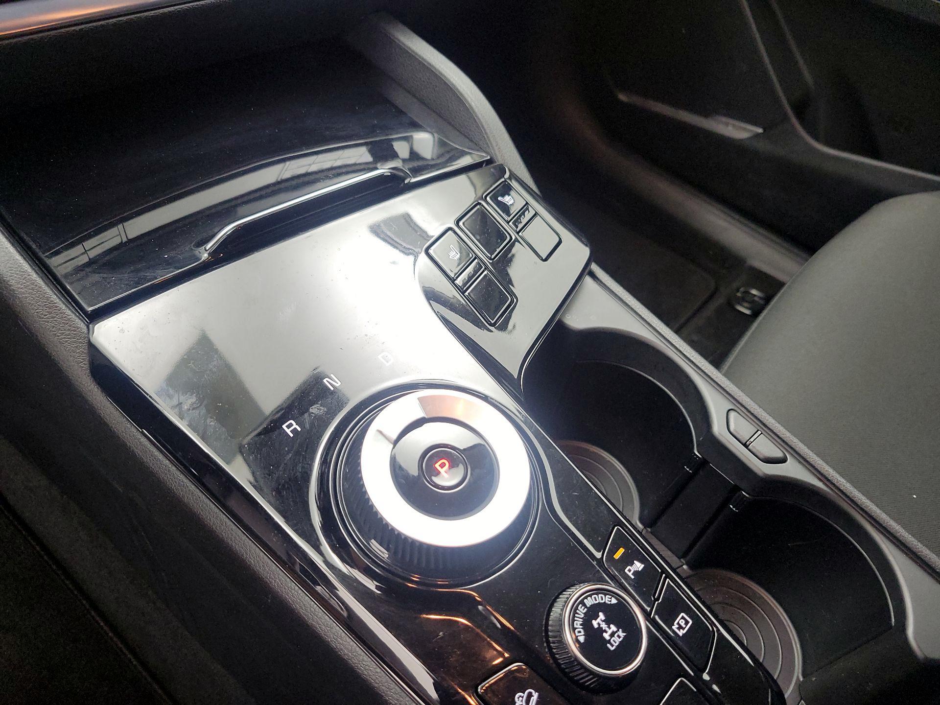 Thumbnail: 2023 Kia Sportage - 17