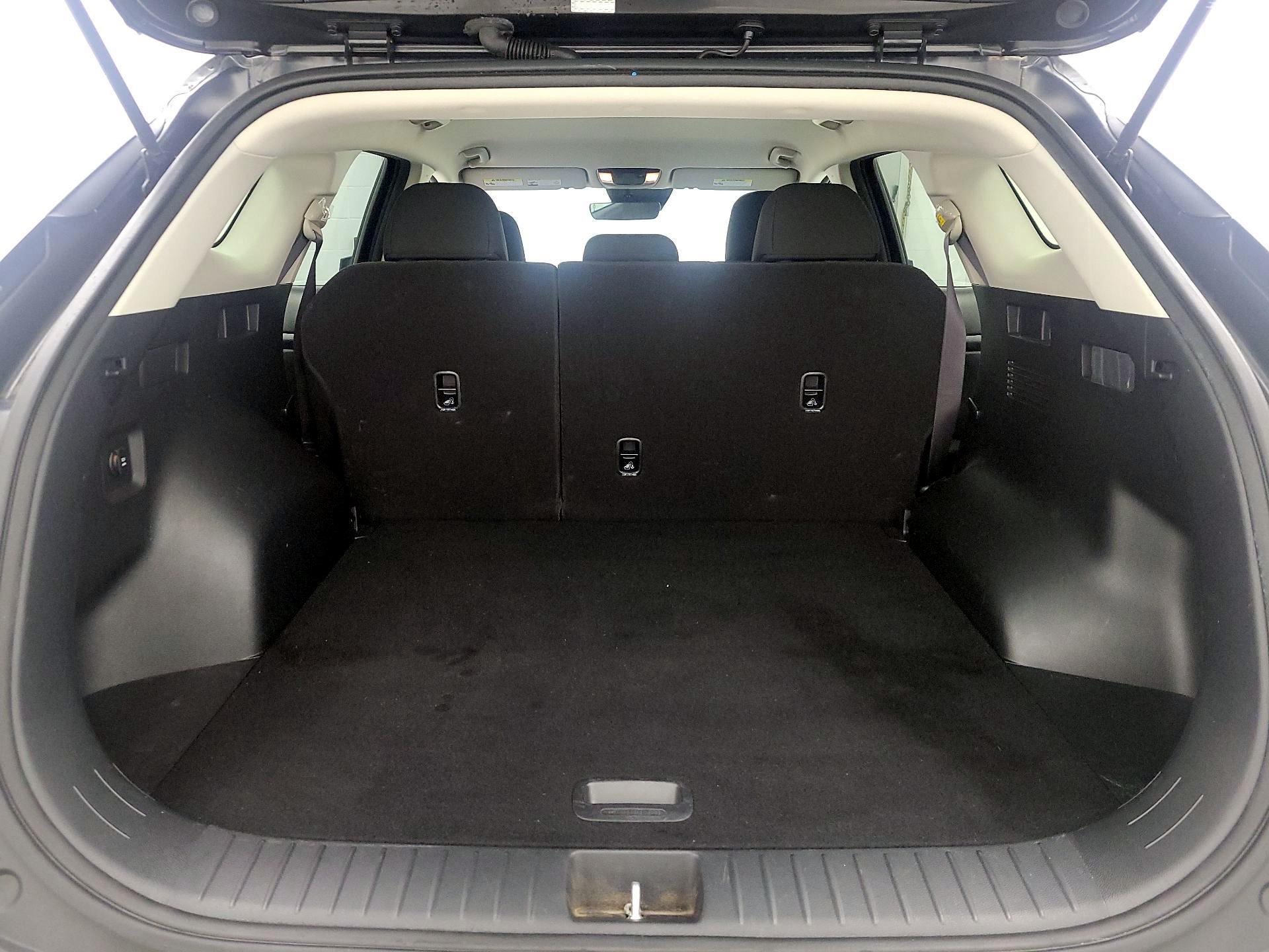 Thumbnail: 2023 Kia Sportage - 19