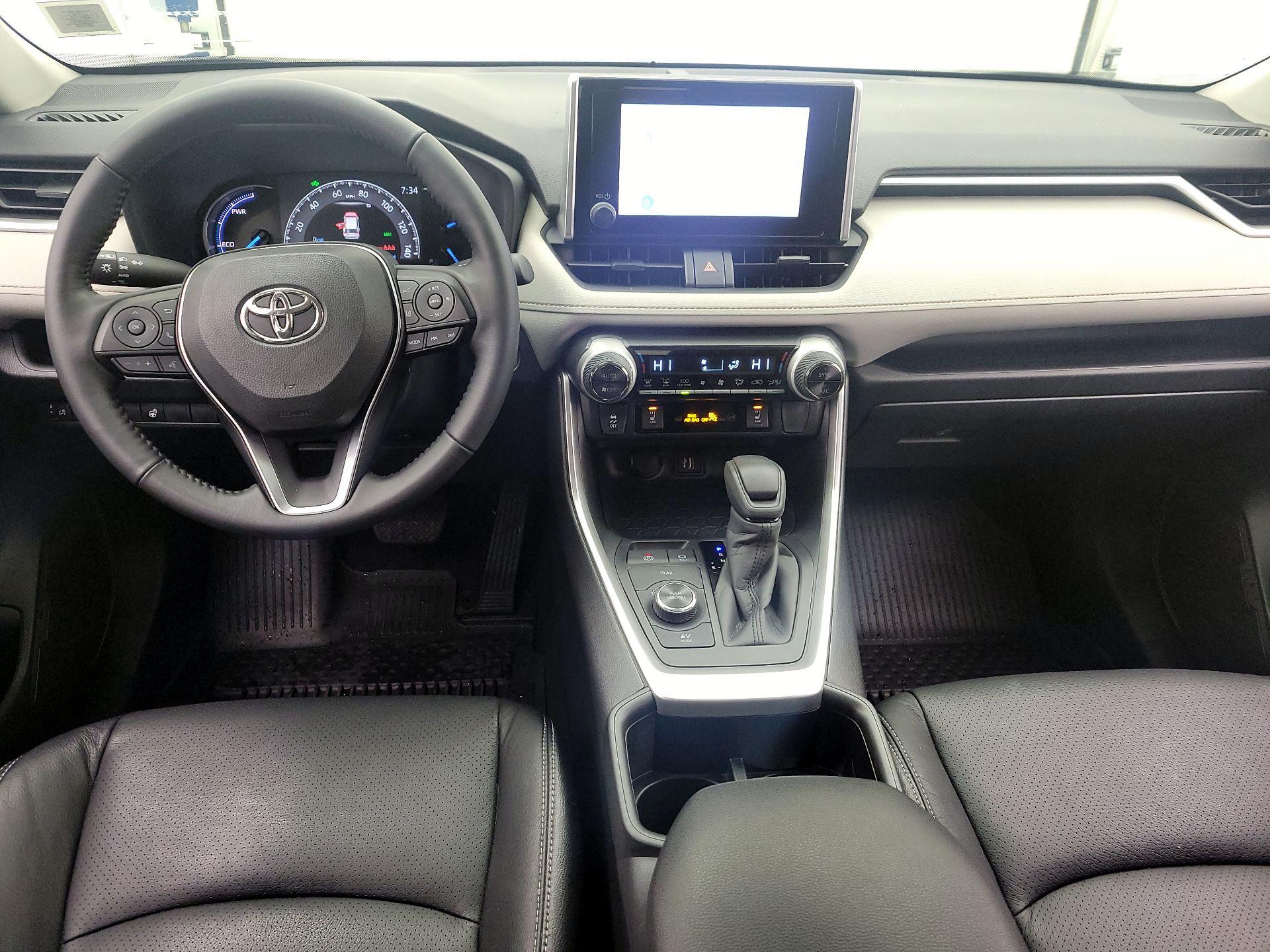 Thumbnail: 2025 Toyota RAV4 - 9