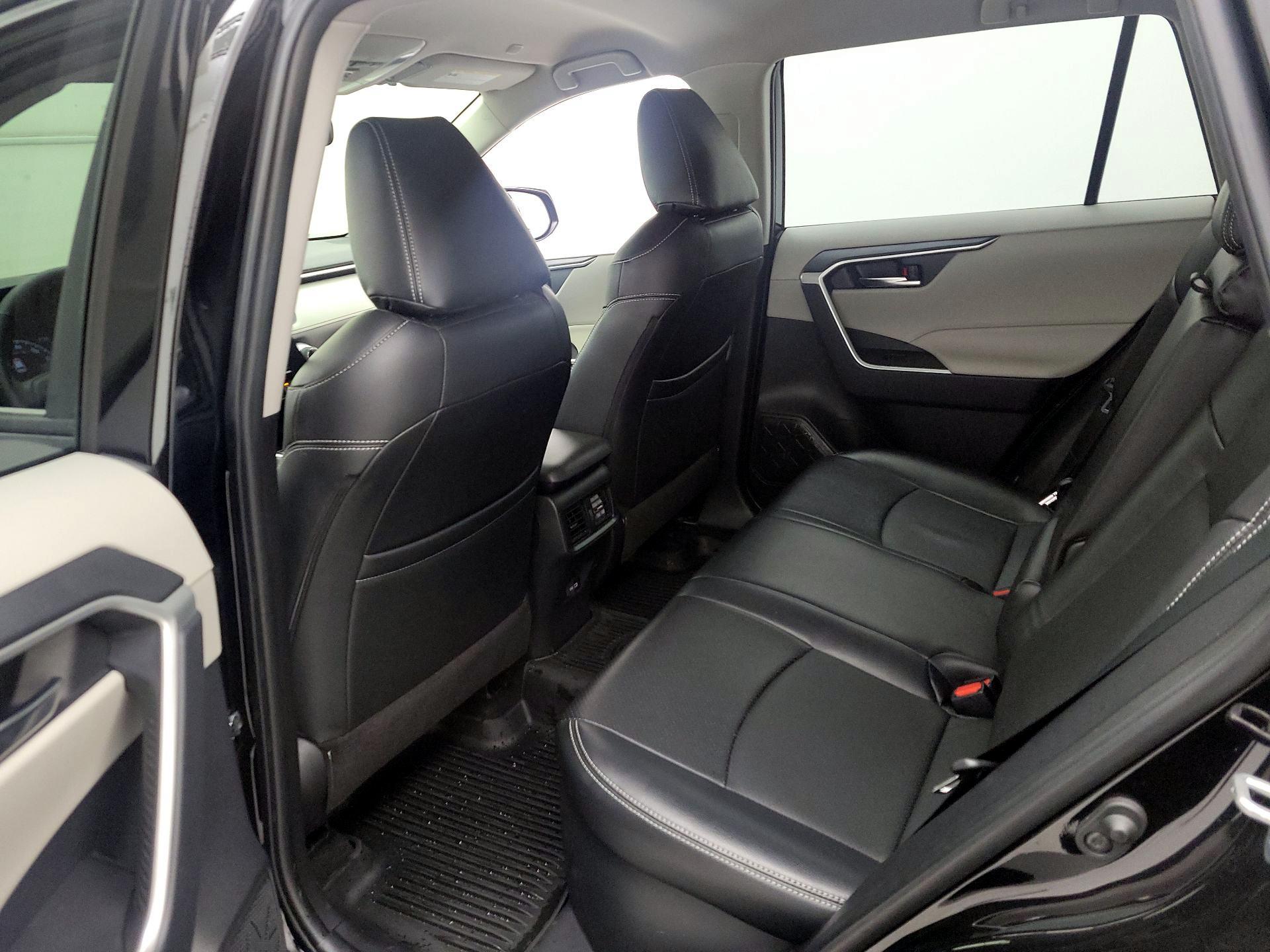 Thumbnail: 2025 Toyota RAV4 - 19