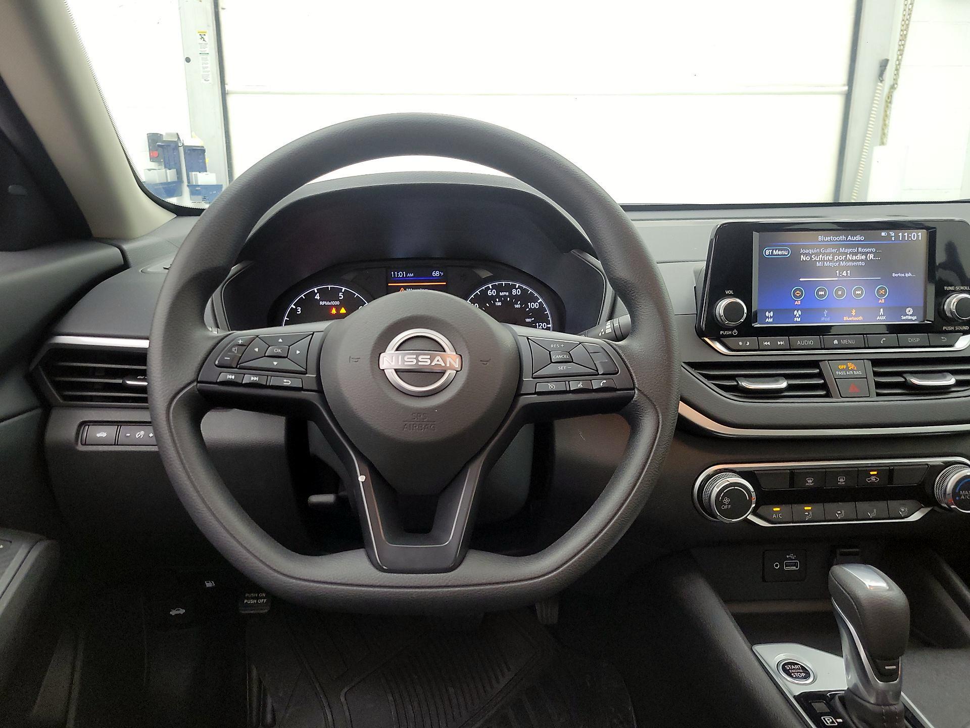 Thumbnail: 2024 Nissan Altima - 10