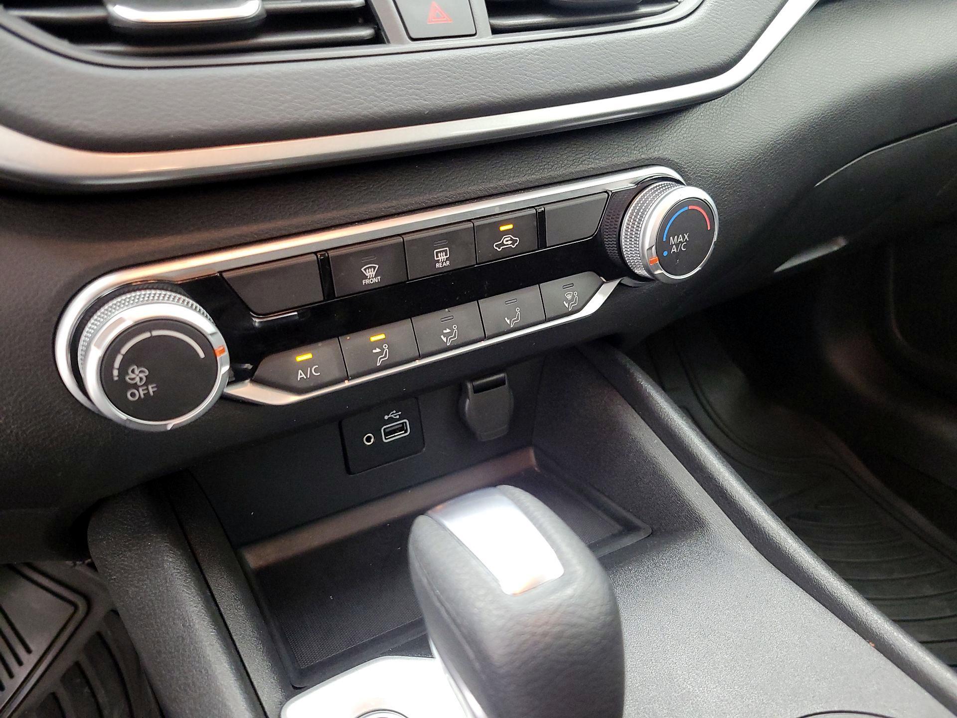 Thumbnail: 2024 Nissan Altima - 15