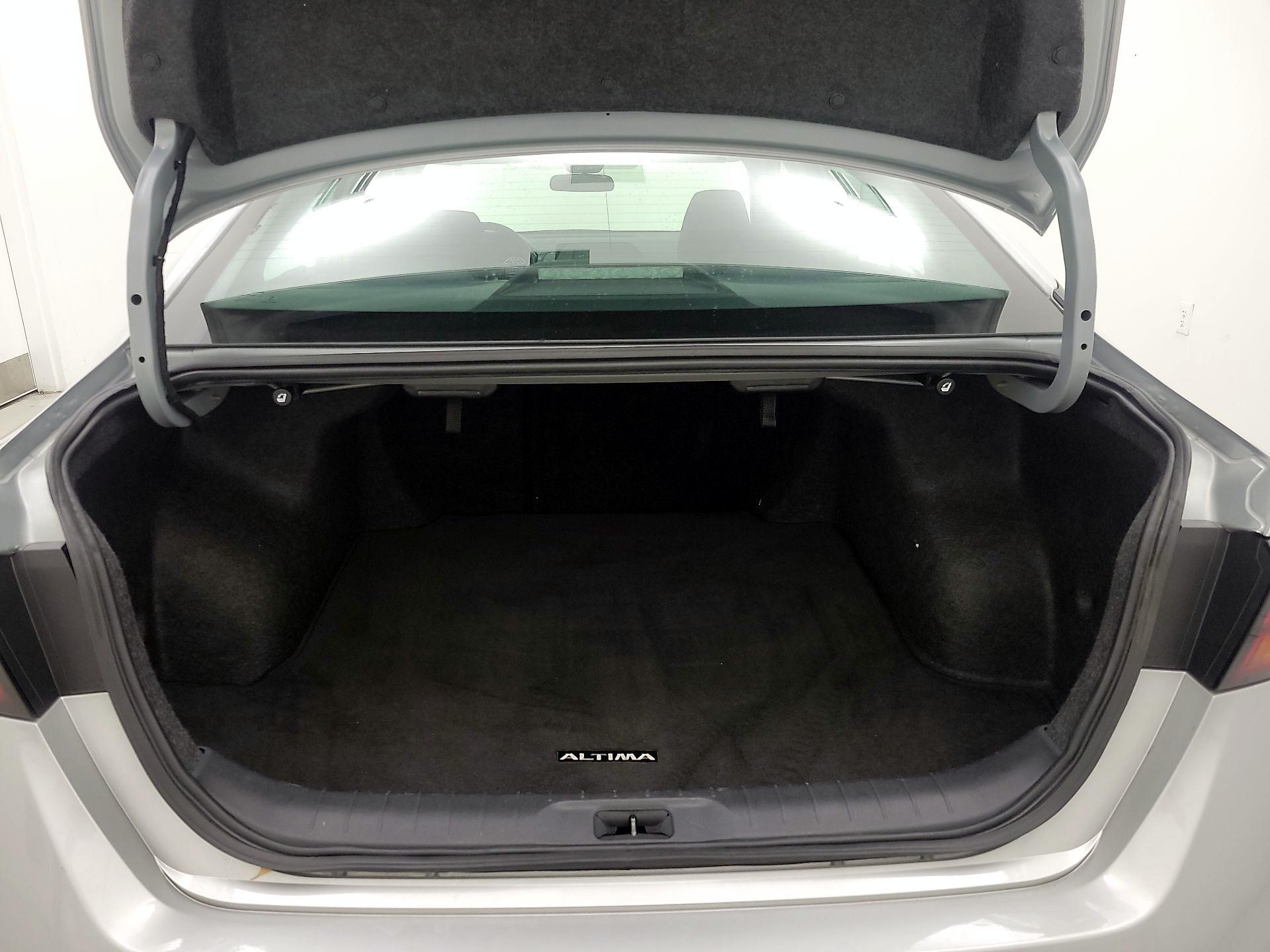 Thumbnail: 2024 Nissan Altima - 18