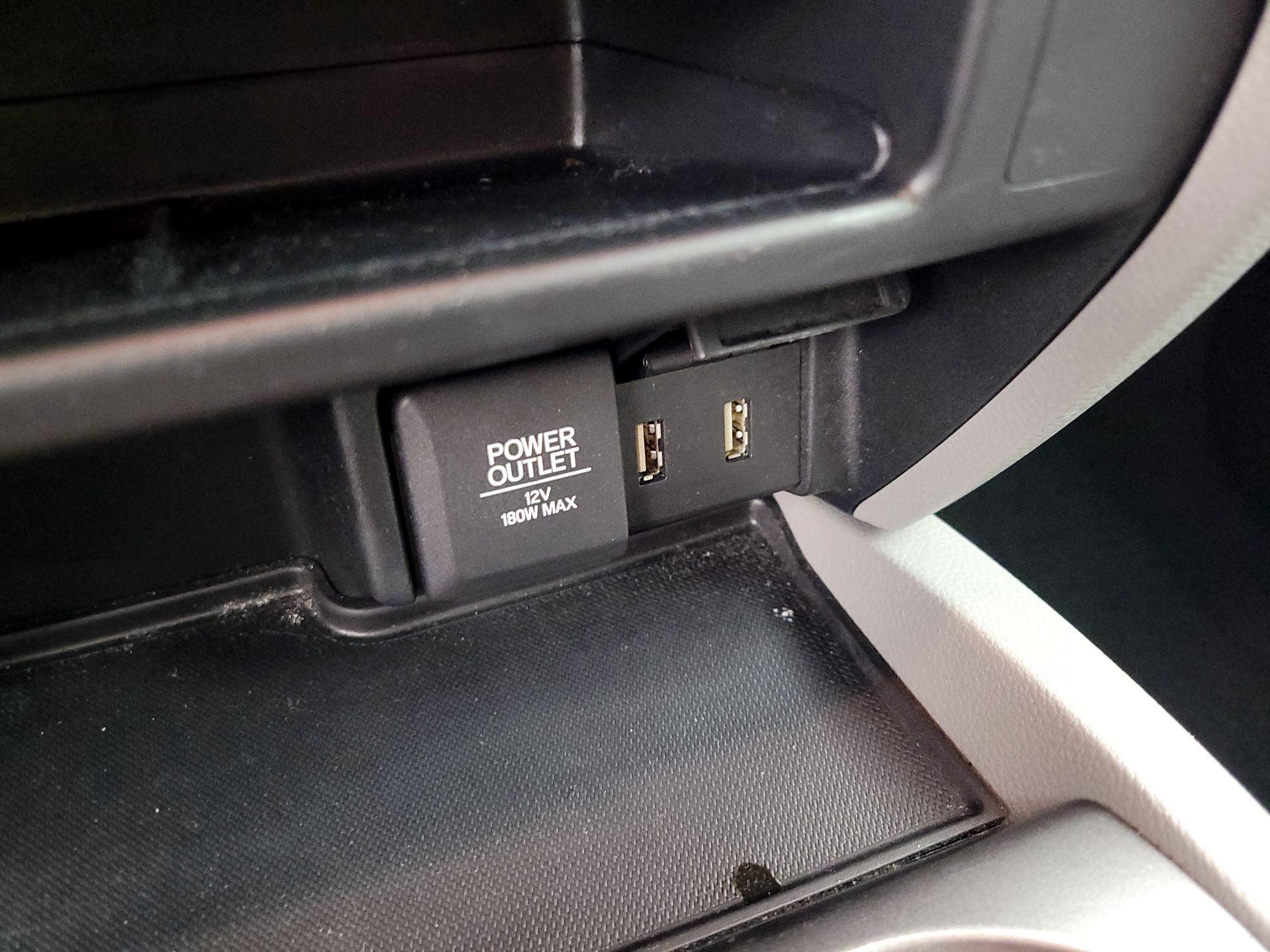 Thumbnail: 2017 Honda Pilot - 18