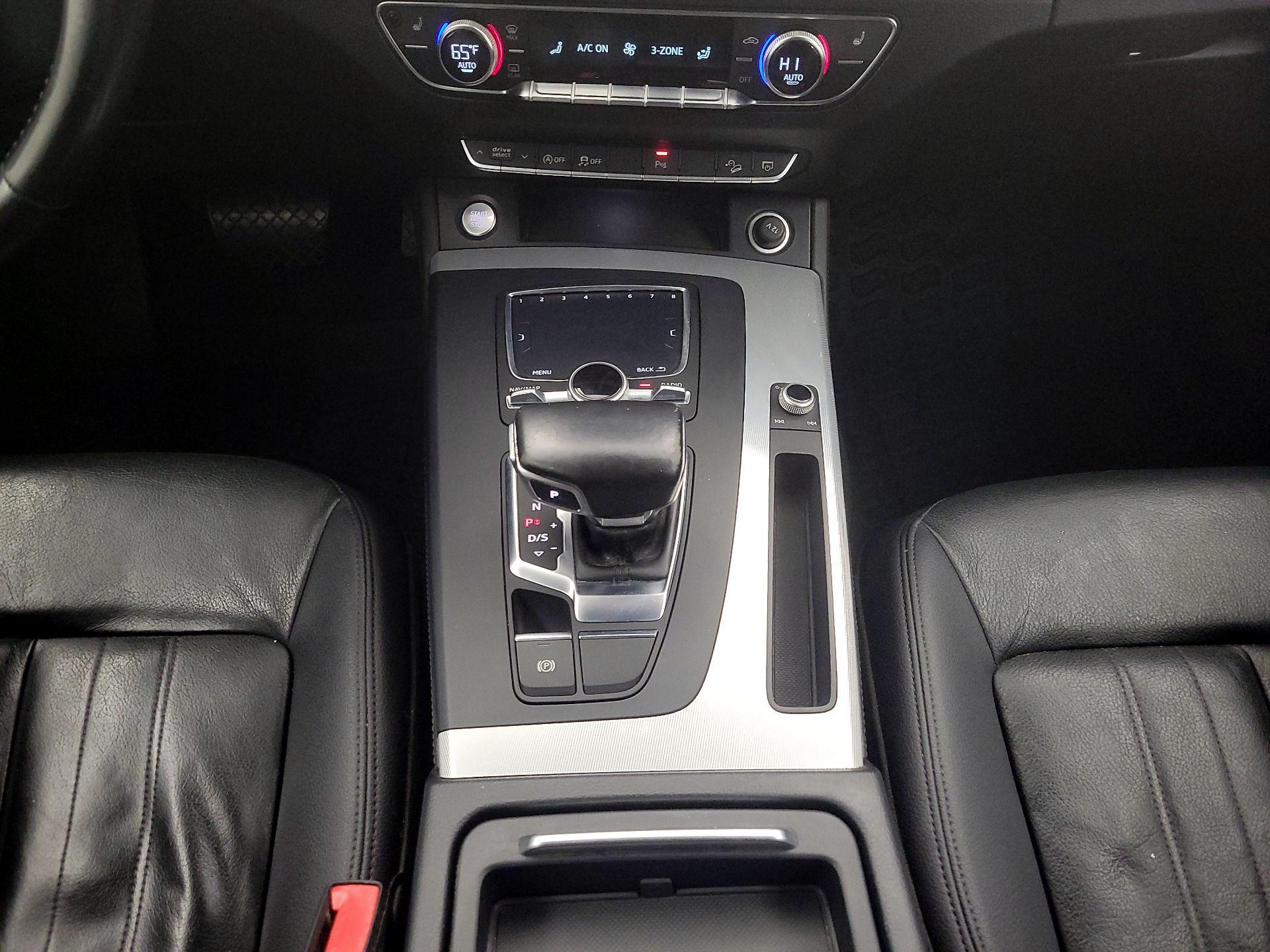 Thumbnail: 2018 Audi Q5 - 18