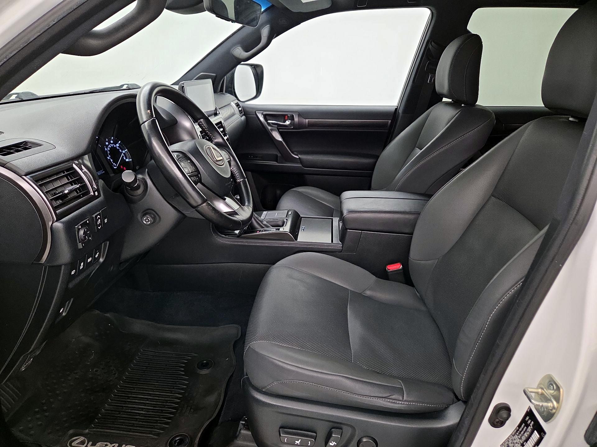 Thumbnail: 2022 Lexus GX - 11