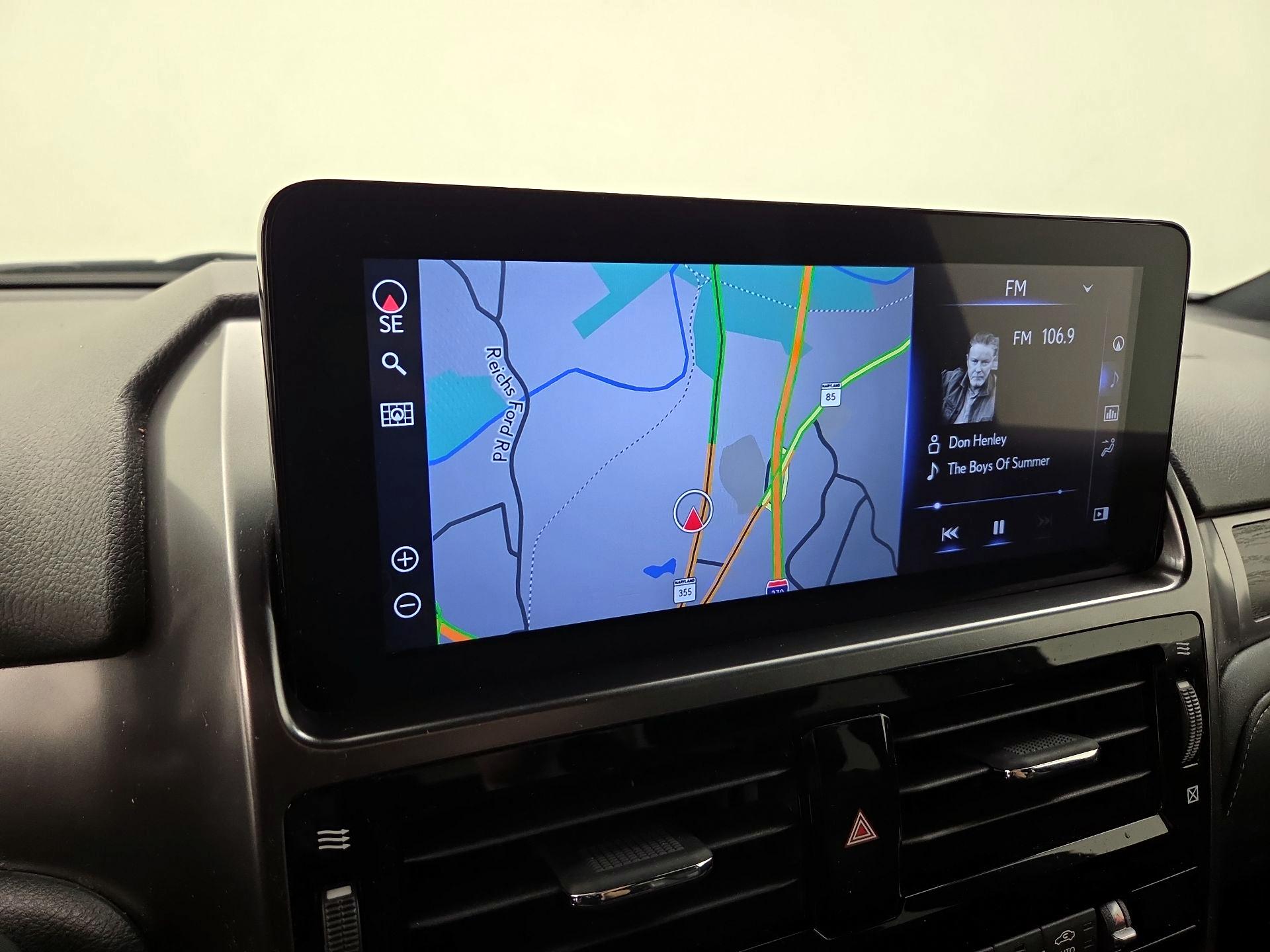 Thumbnail: 2022 Lexus GX - 14