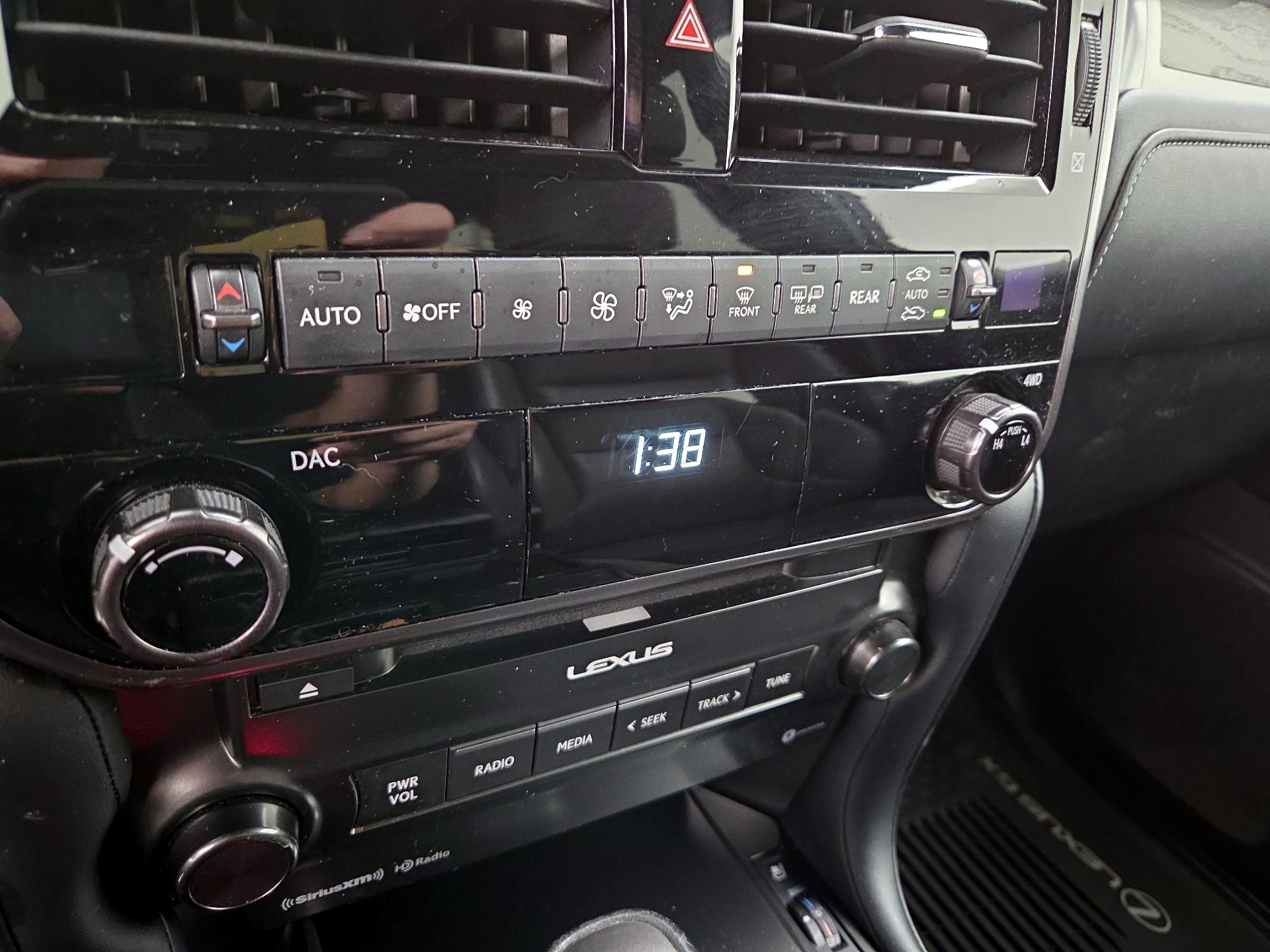 Thumbnail: 2022 Lexus GX - 17