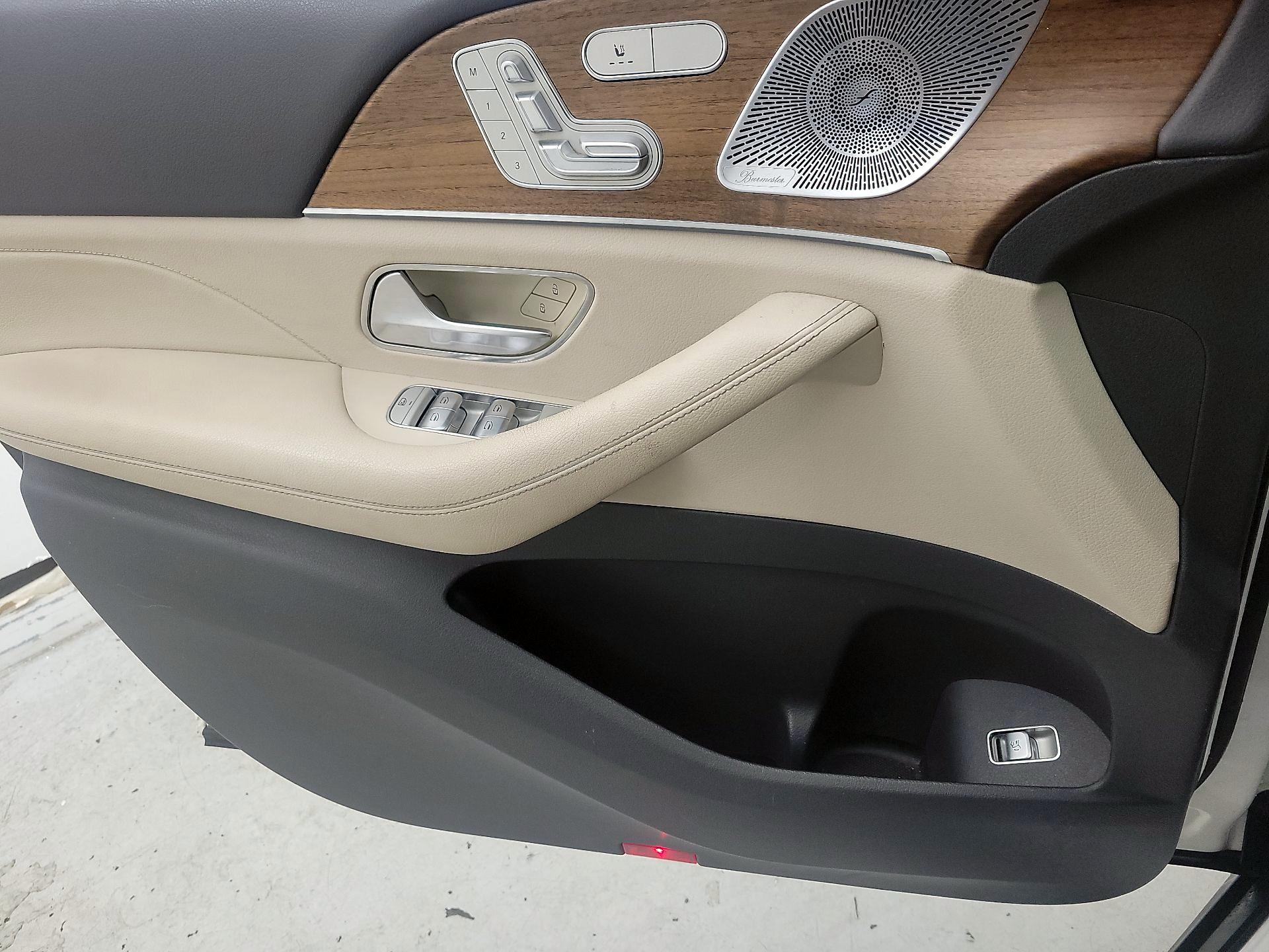 Thumbnail: 2020 Mercedes-Benz GLE - 13