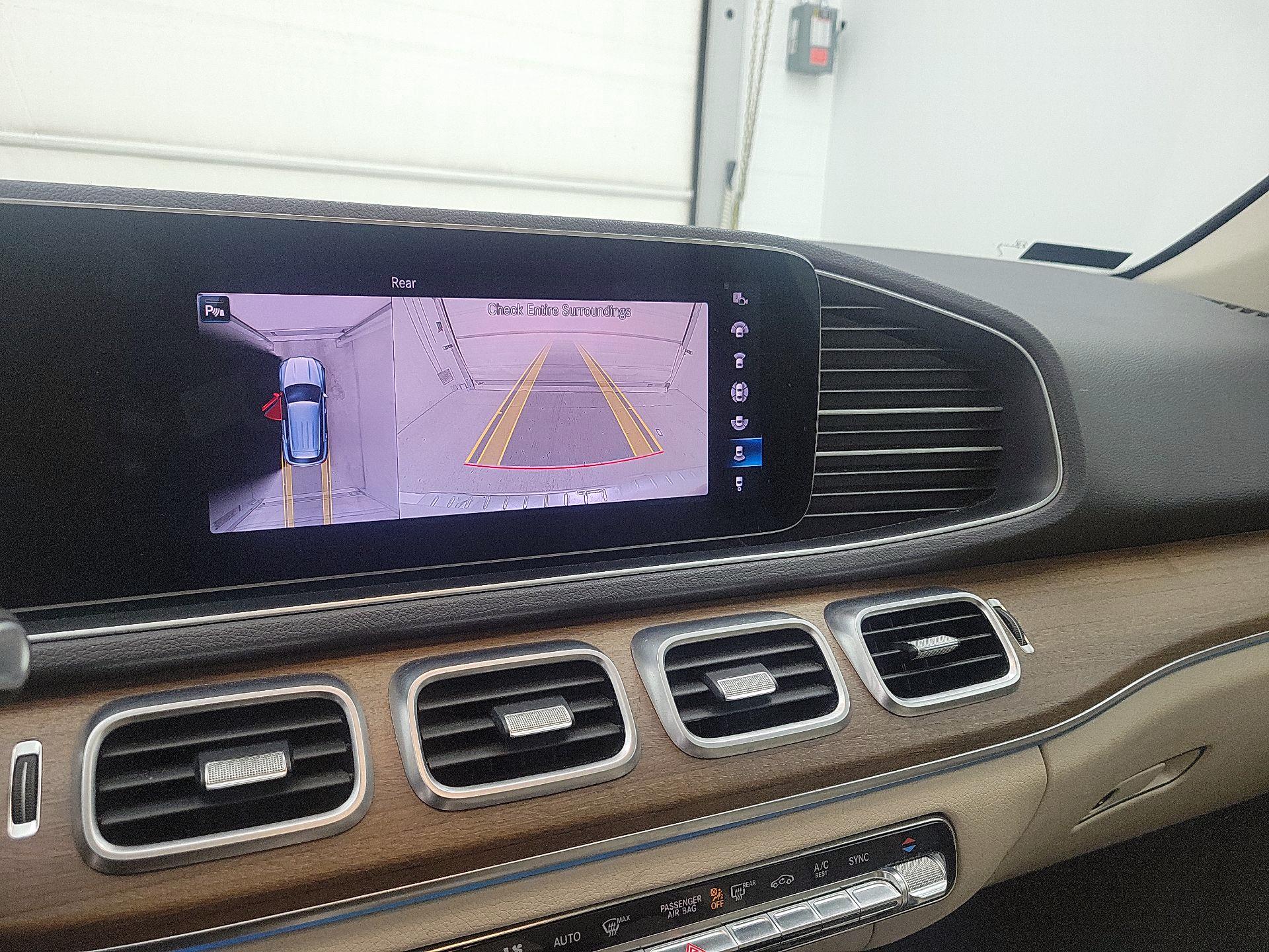 Thumbnail: 2020 Mercedes-Benz GLE - 15