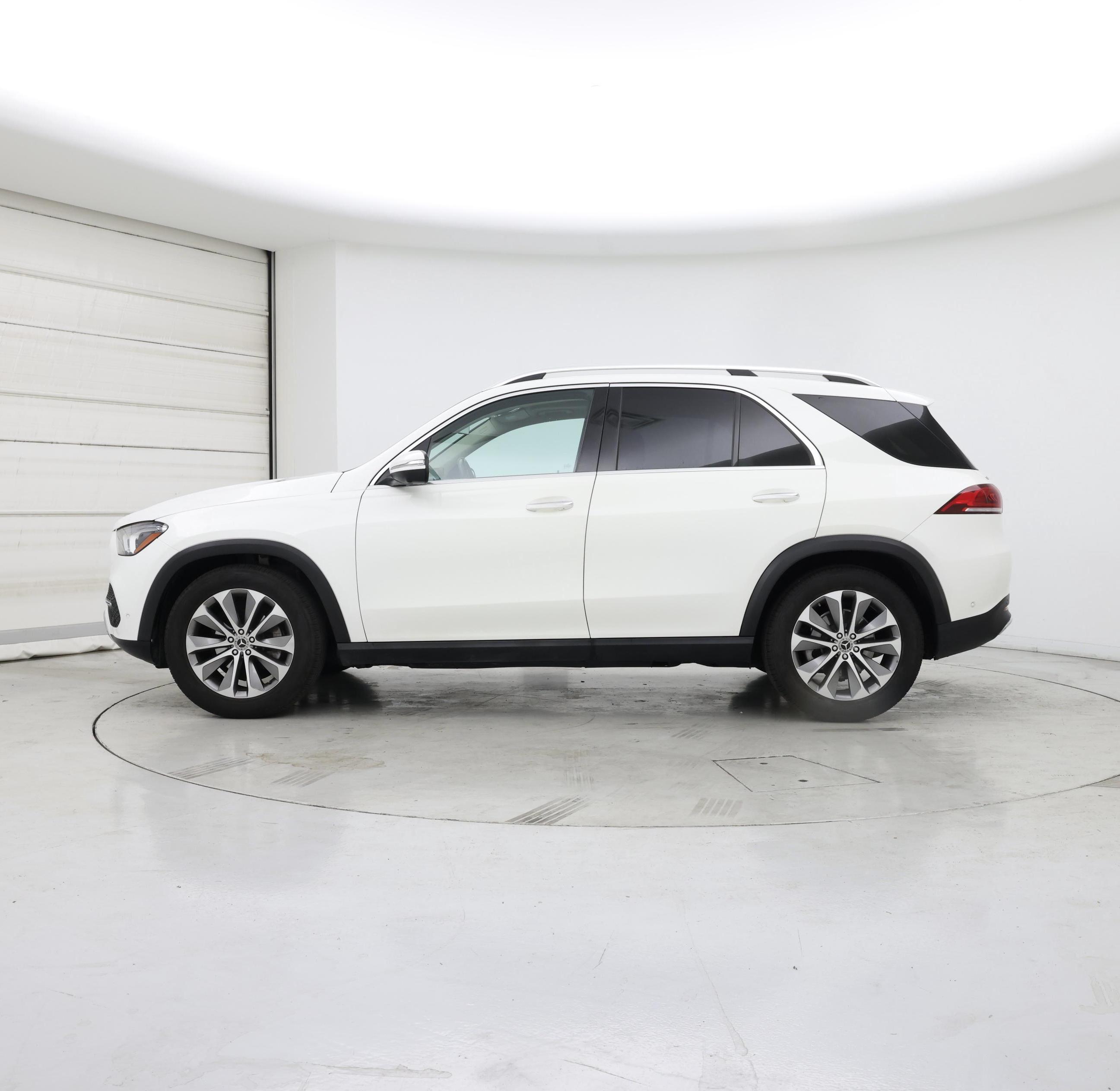 Thumbnail: 2020 Mercedes-Benz GLE - 3