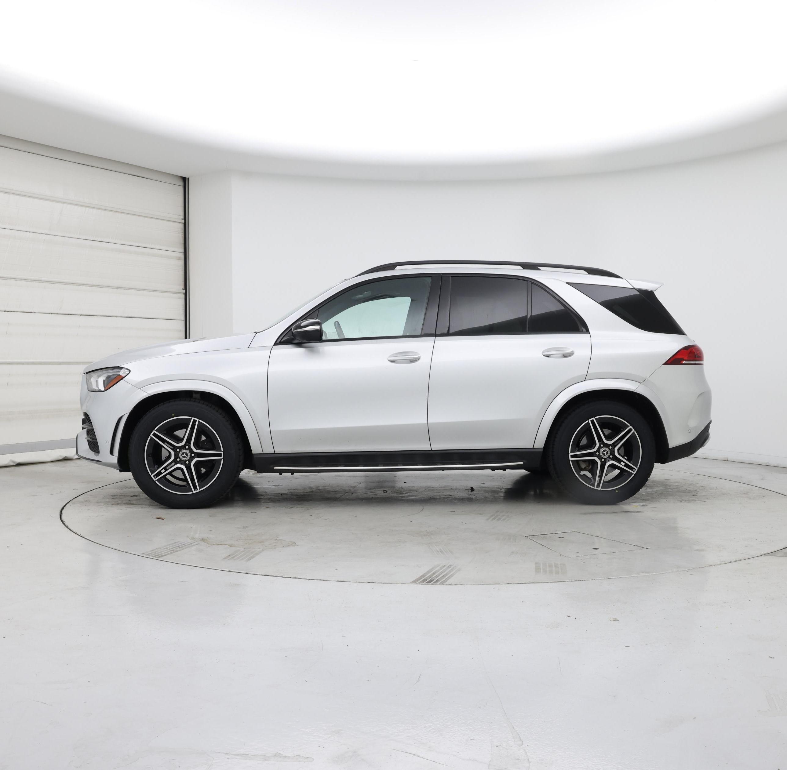 Thumbnail: 2020 Mercedes-Benz GLE - 3