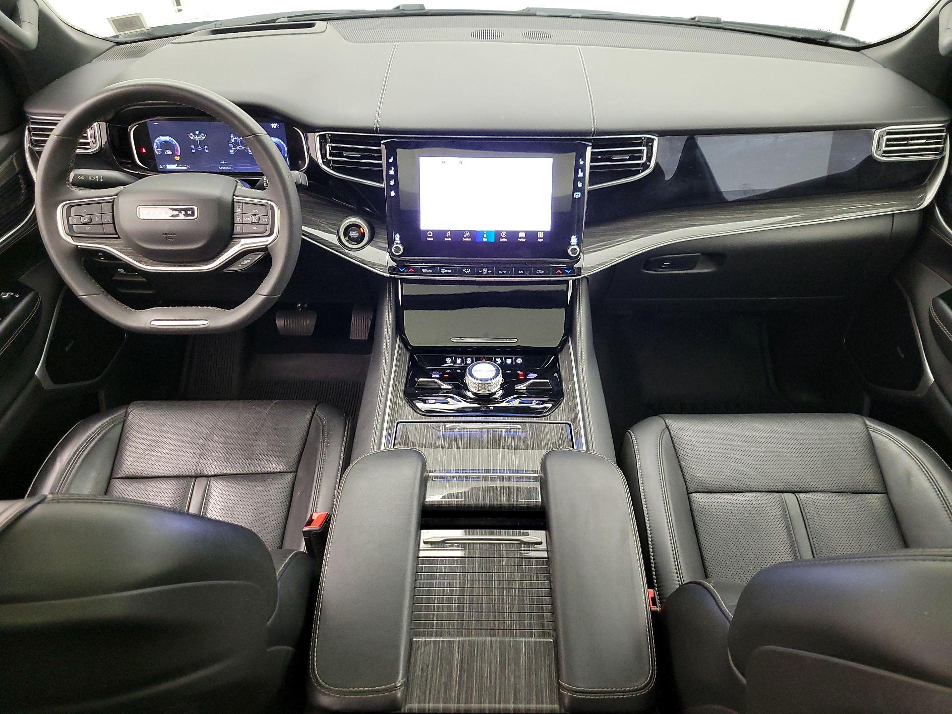 Thumbnail: 2022 Jeep Wagoneer - 9