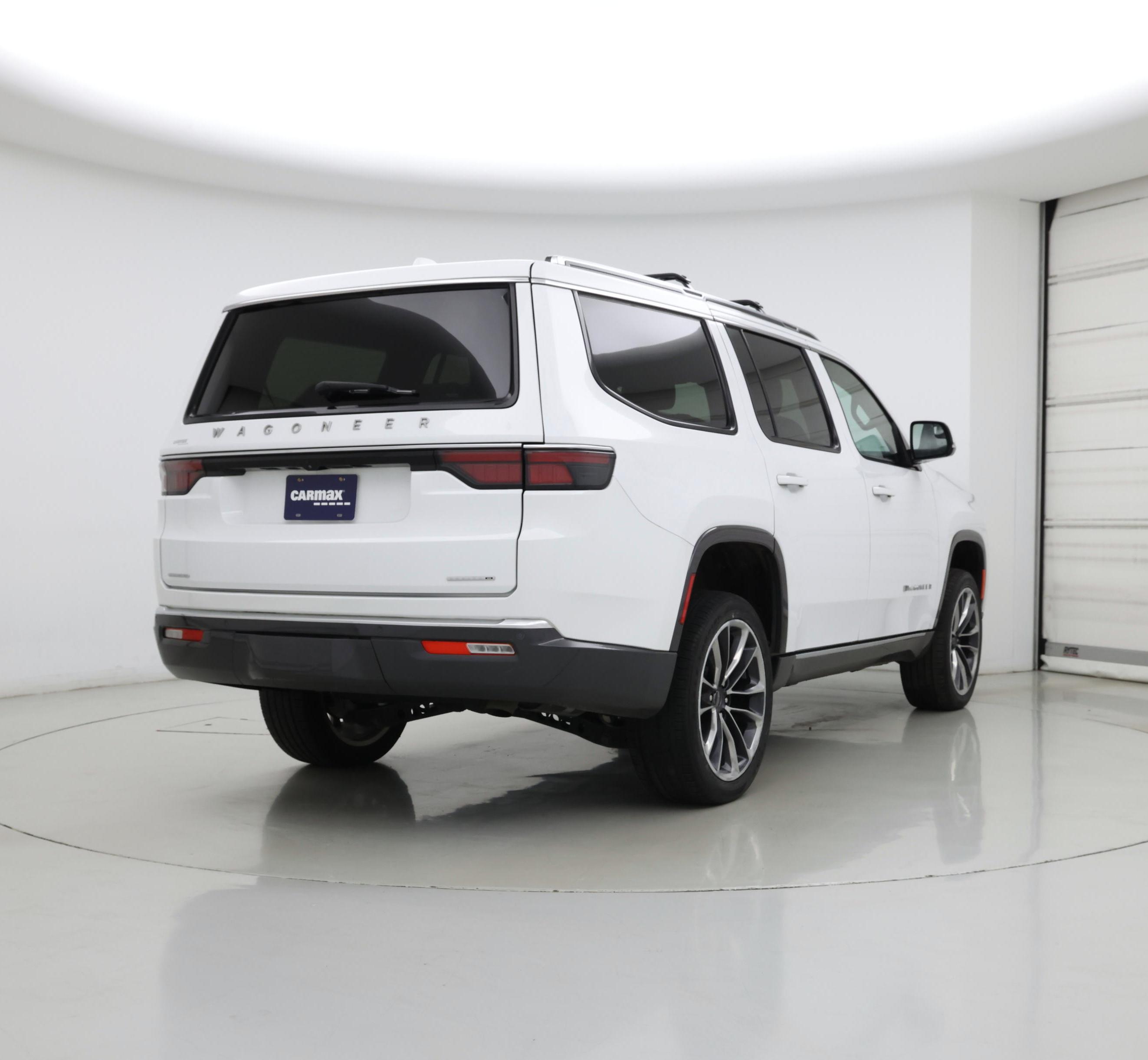 Thumbnail: 2022 Jeep Wagoneer - 8