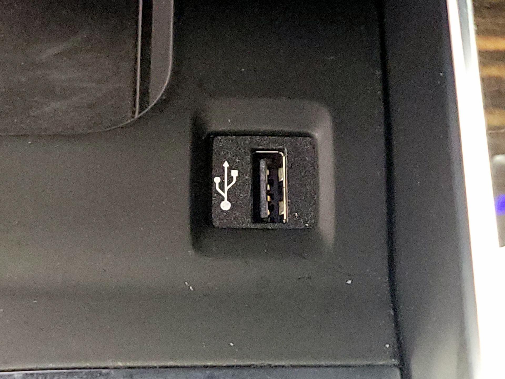 Thumbnail: 2020 BMW X5 - 19