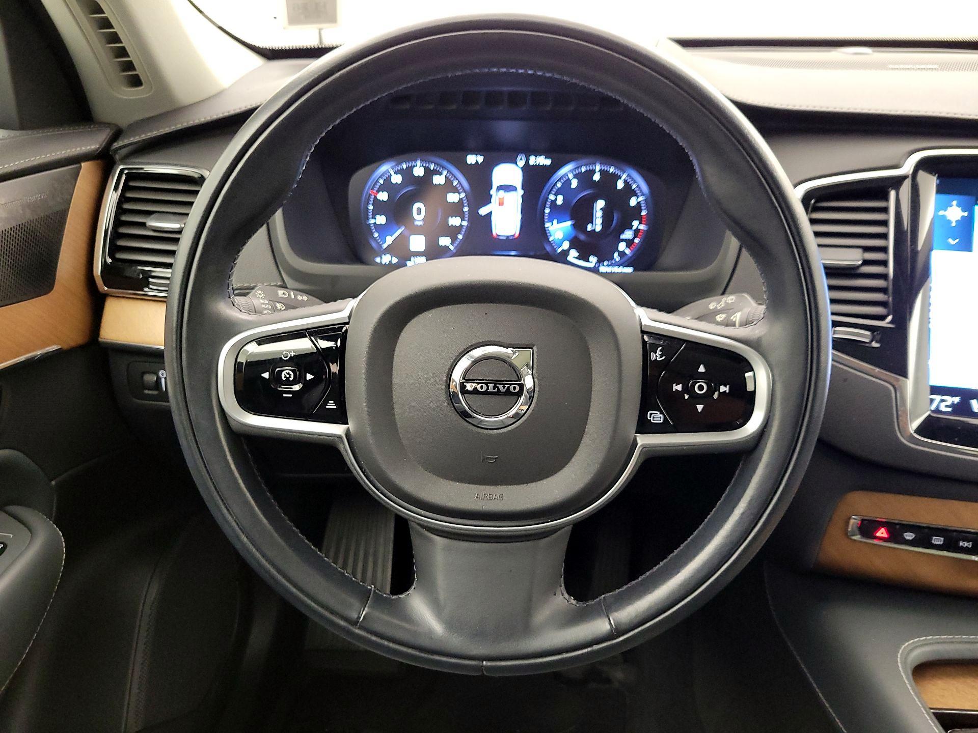 Thumbnail: 2020 Volvo XC90 - 10