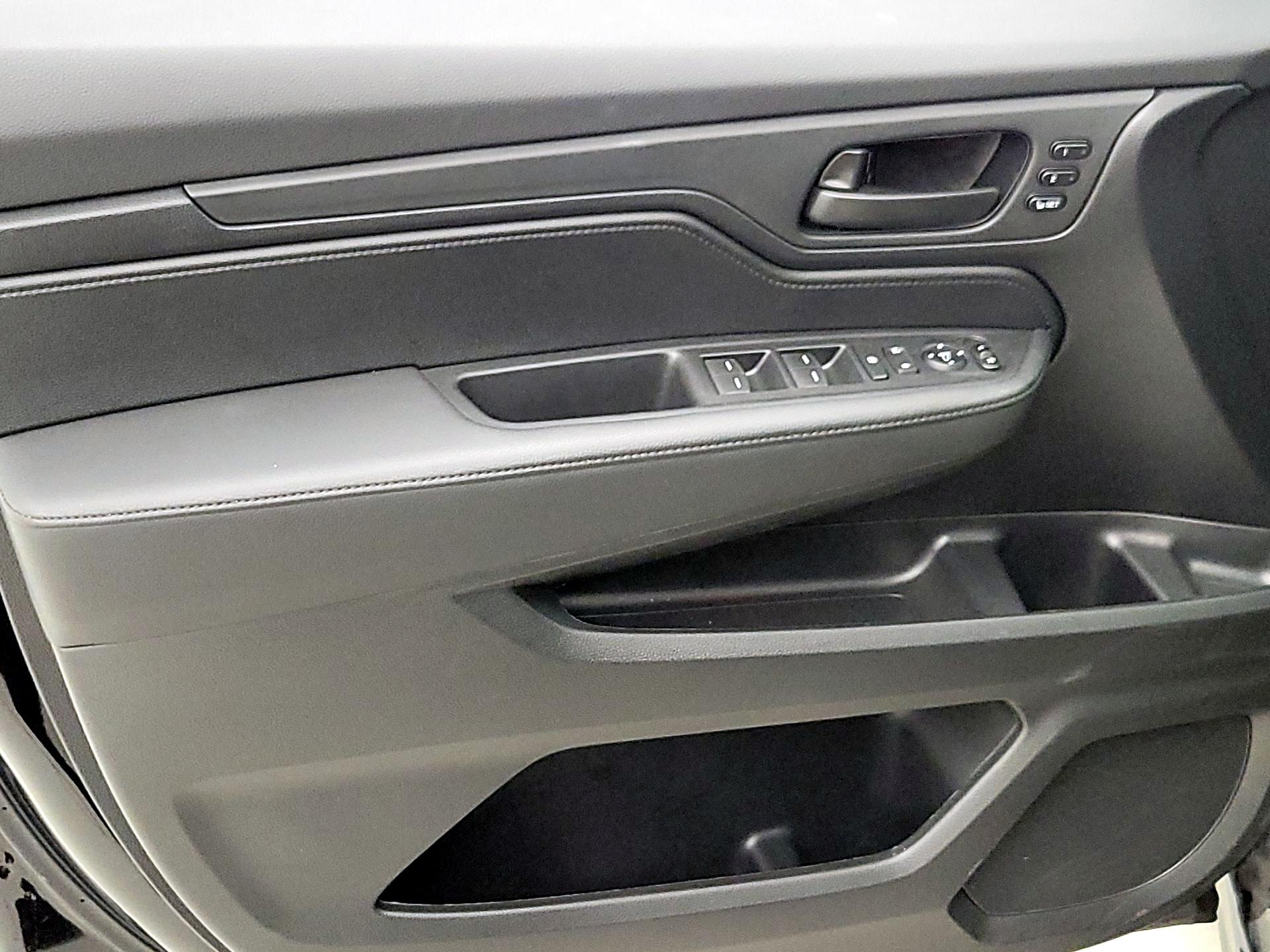 Thumbnail: 2025 Honda Odyssey - 12