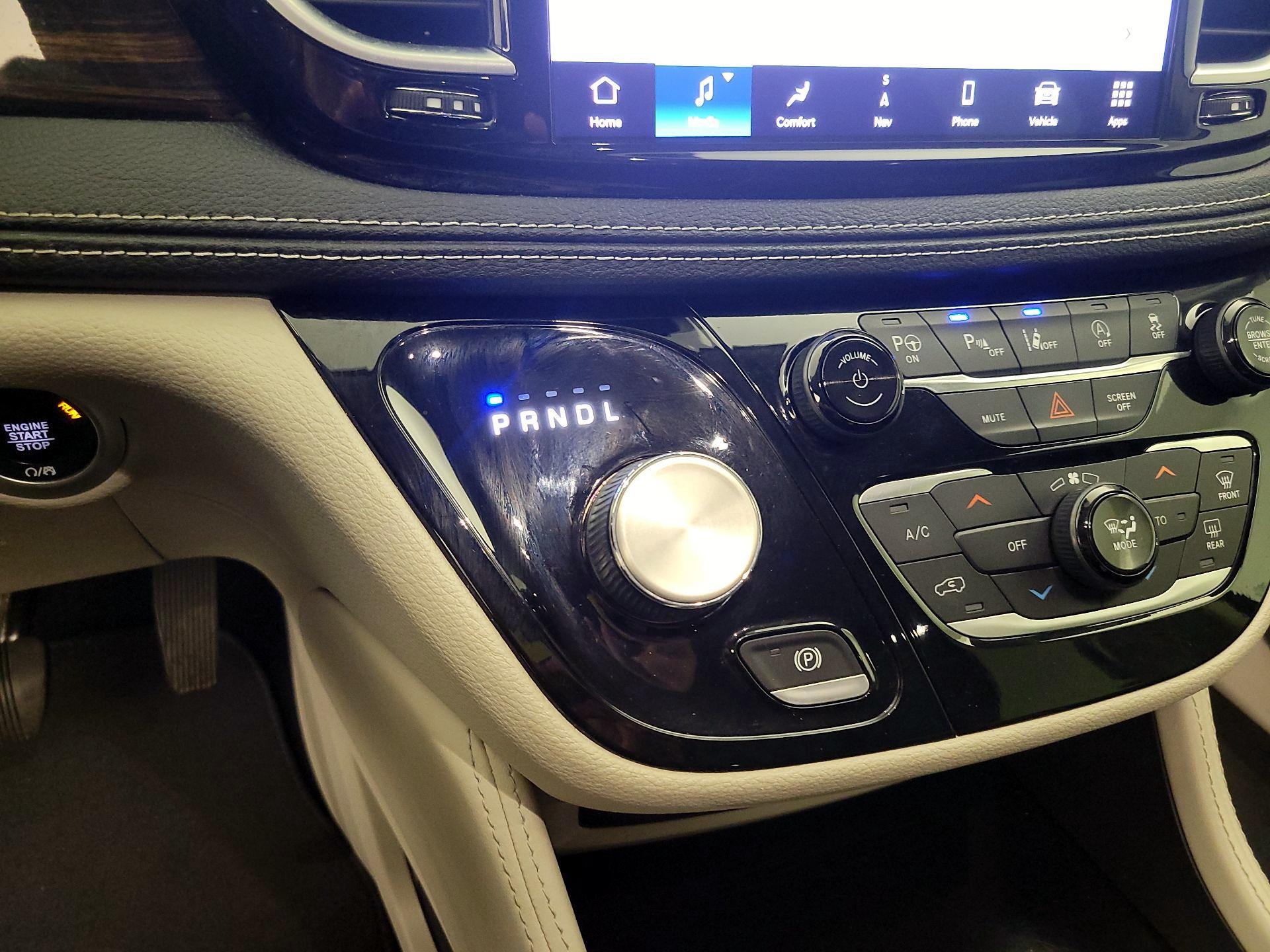 Thumbnail: 2022 Chrysler Pacifica - 18