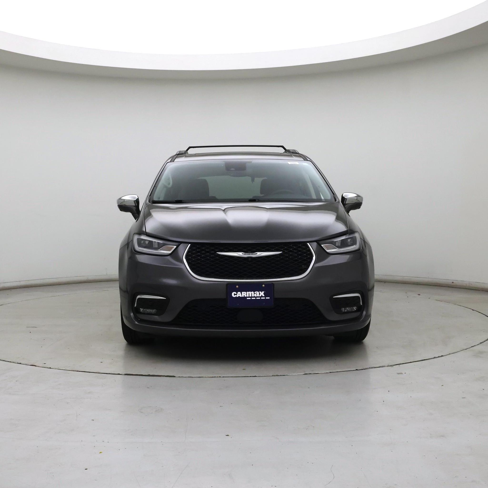 Thumbnail: 2022 Chrysler Pacifica - 5