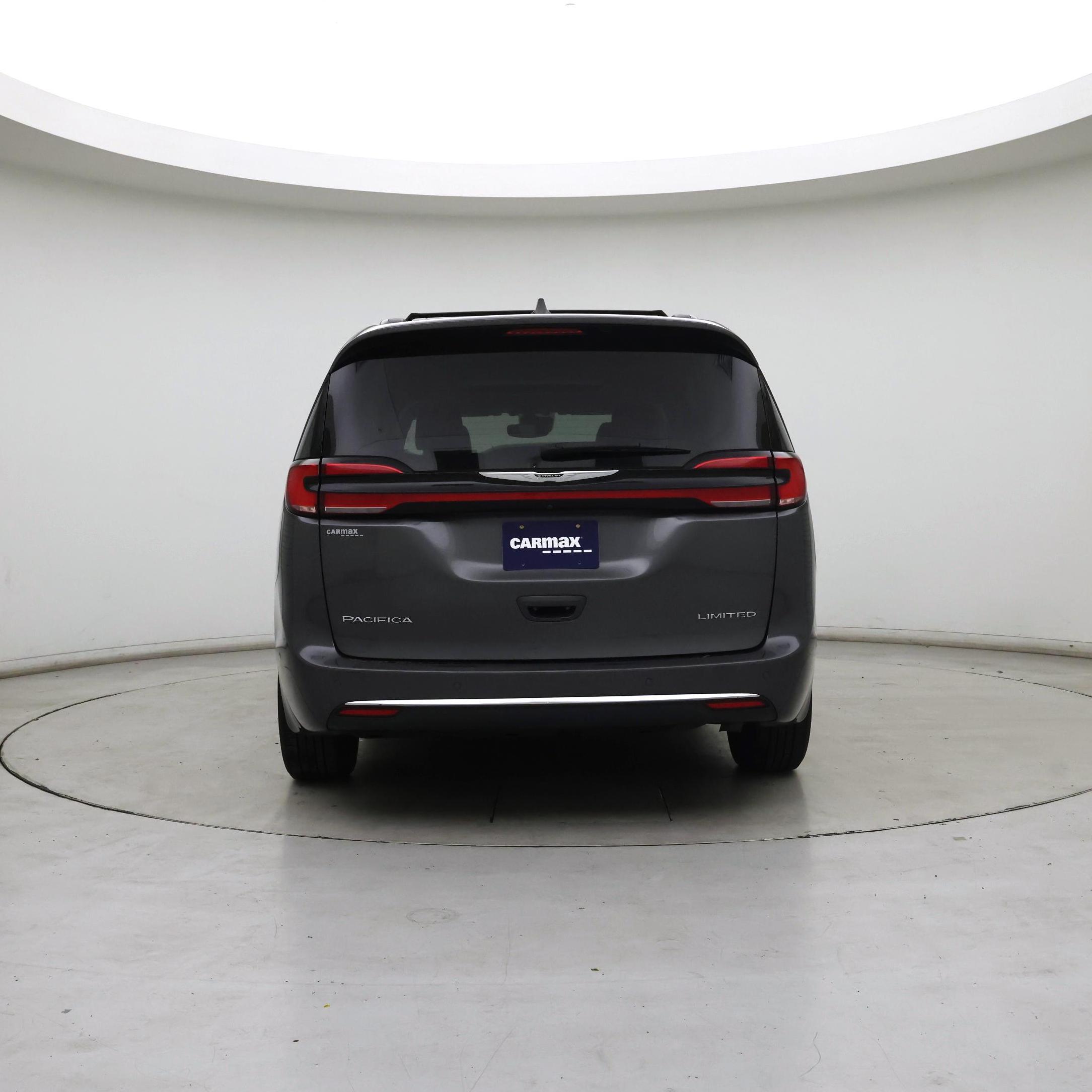 Thumbnail: 2022 Chrysler Pacifica - 6